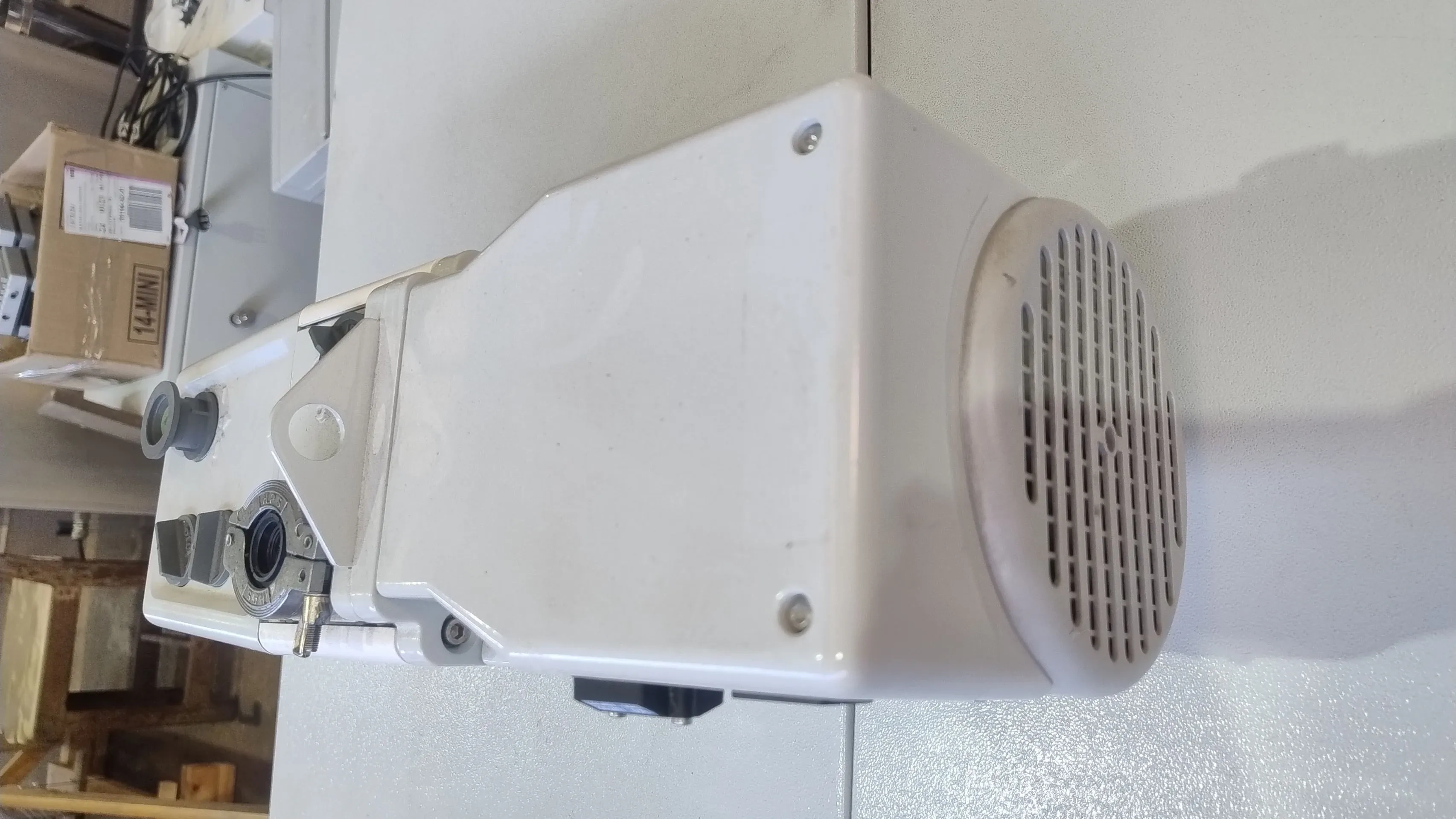 liofilizador-bancadahorizont-solab-com-bomba-alto-vacuo-edwards