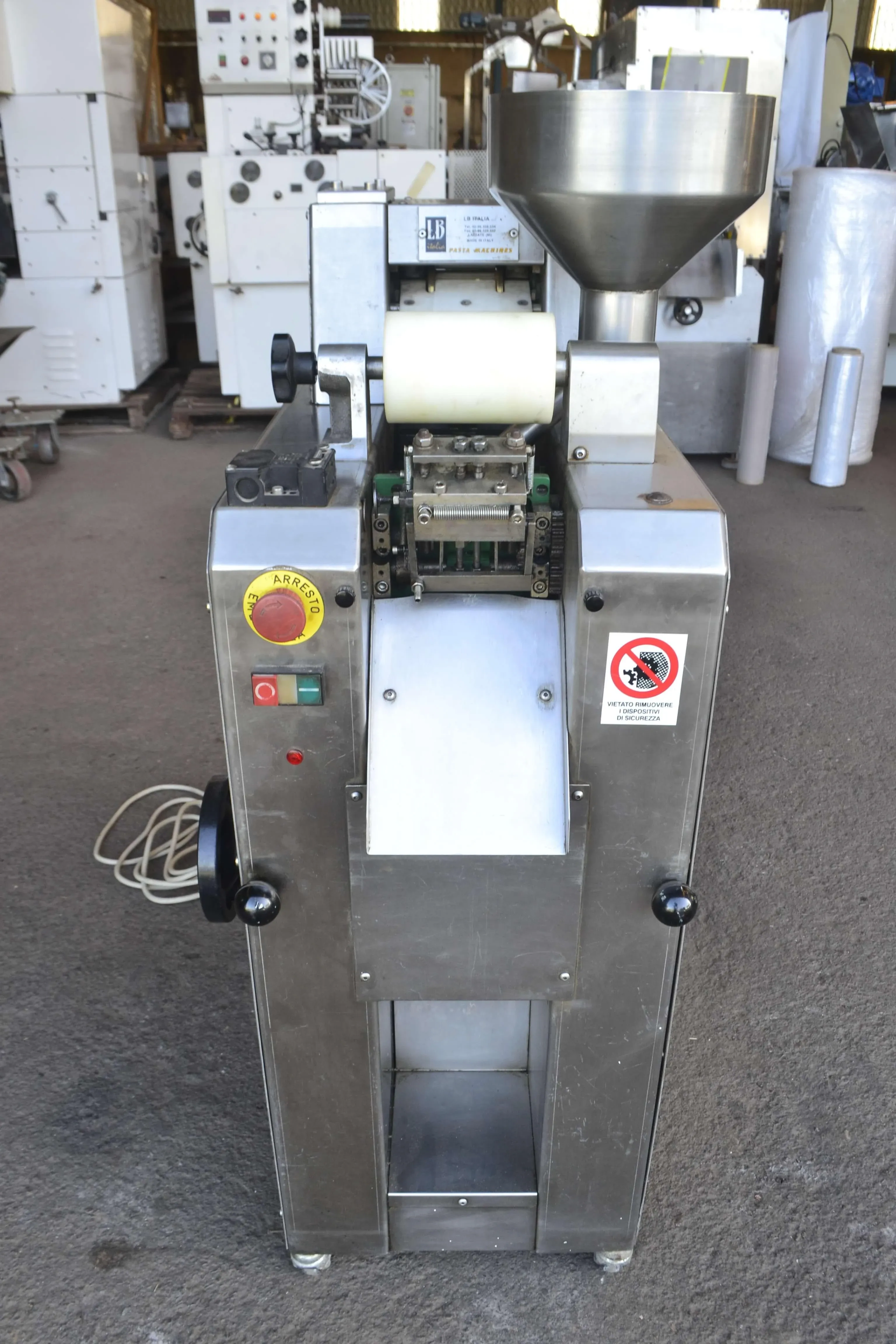 maquina-capeletti-ravioli-lb-Italia-mod-rc-65