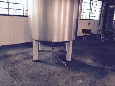 tanque-tina-de-maturacao-de-2000-litros