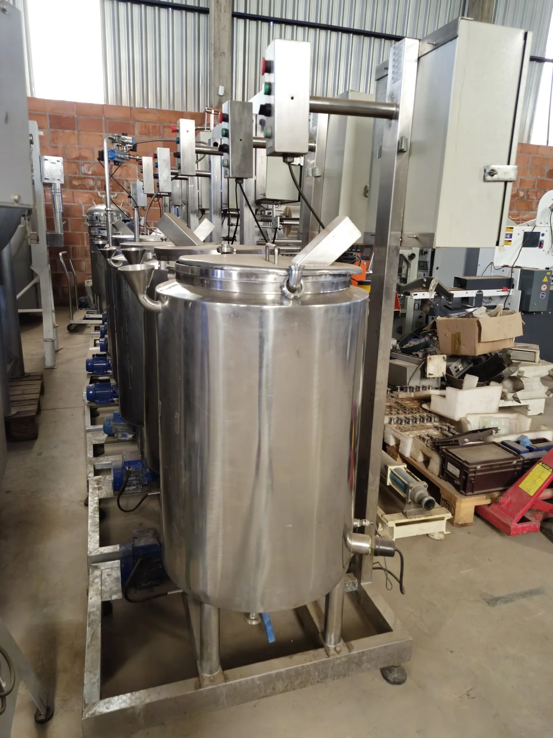 Tanque-derretedor-encamisado-inox-capacid-90-litros