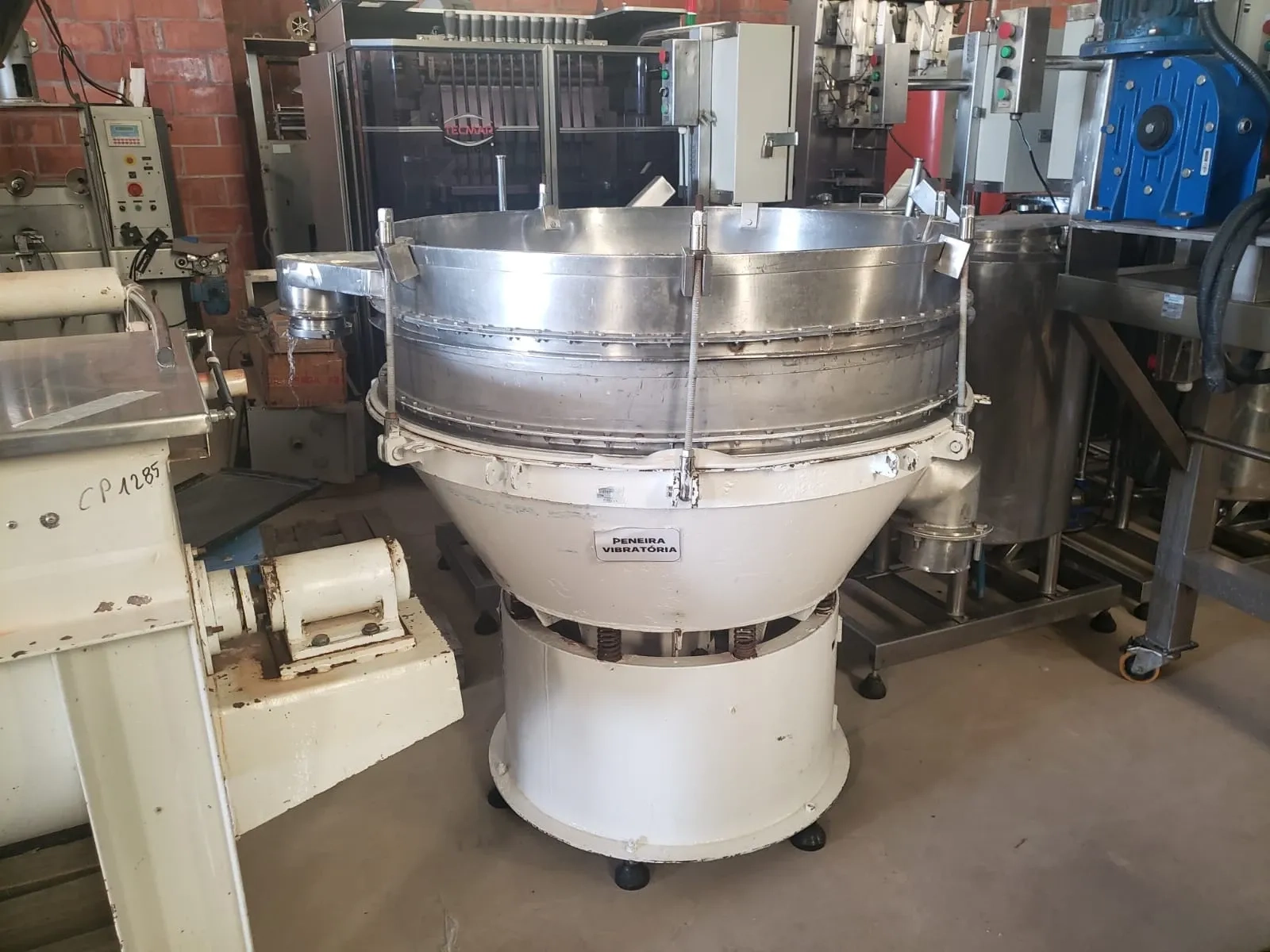 peneira-vibratoria-rotativa-circular-em-aco-inox-marca-mvl