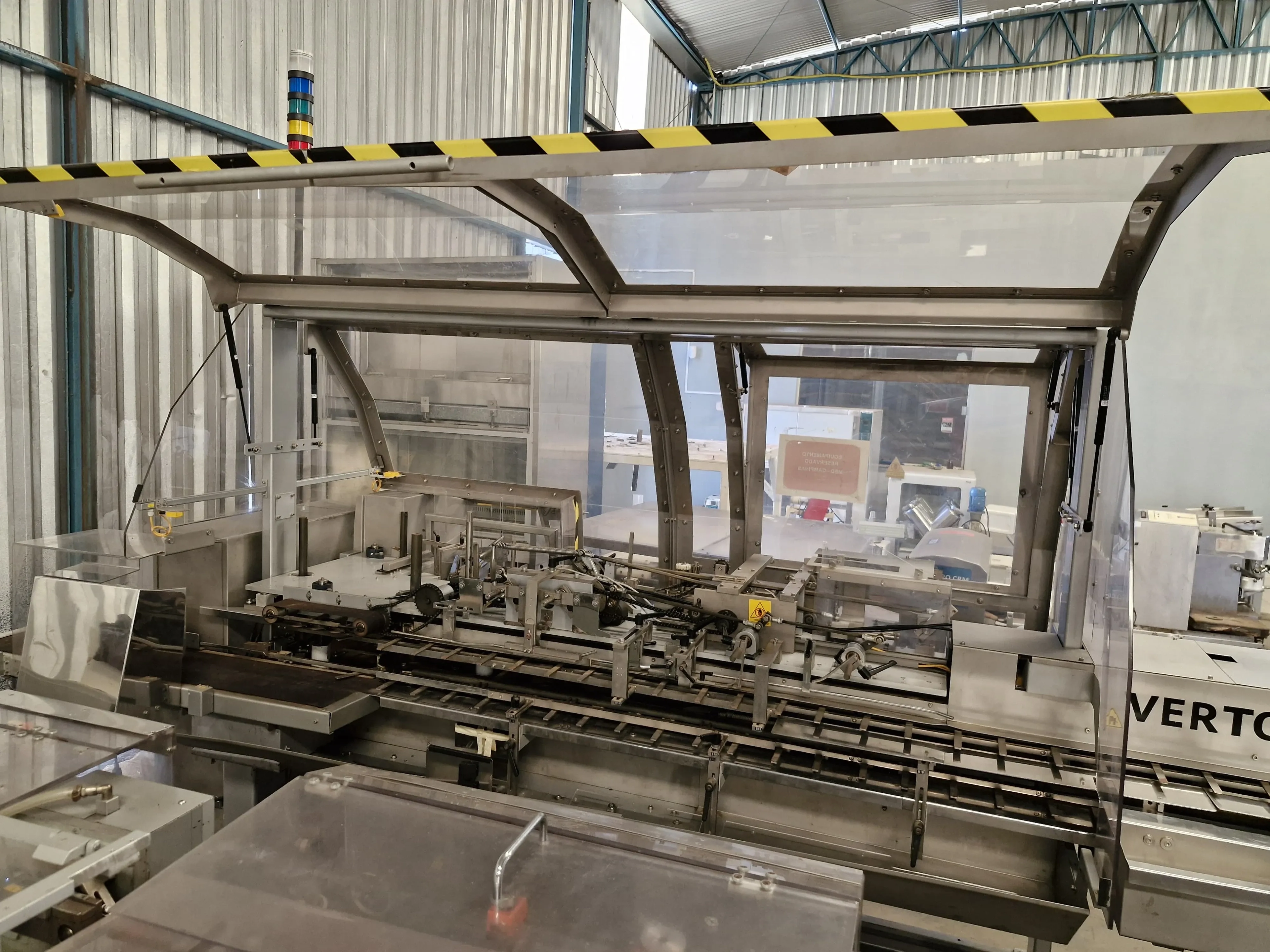 encartuchadeira-vertical-continua-marca-fabrima