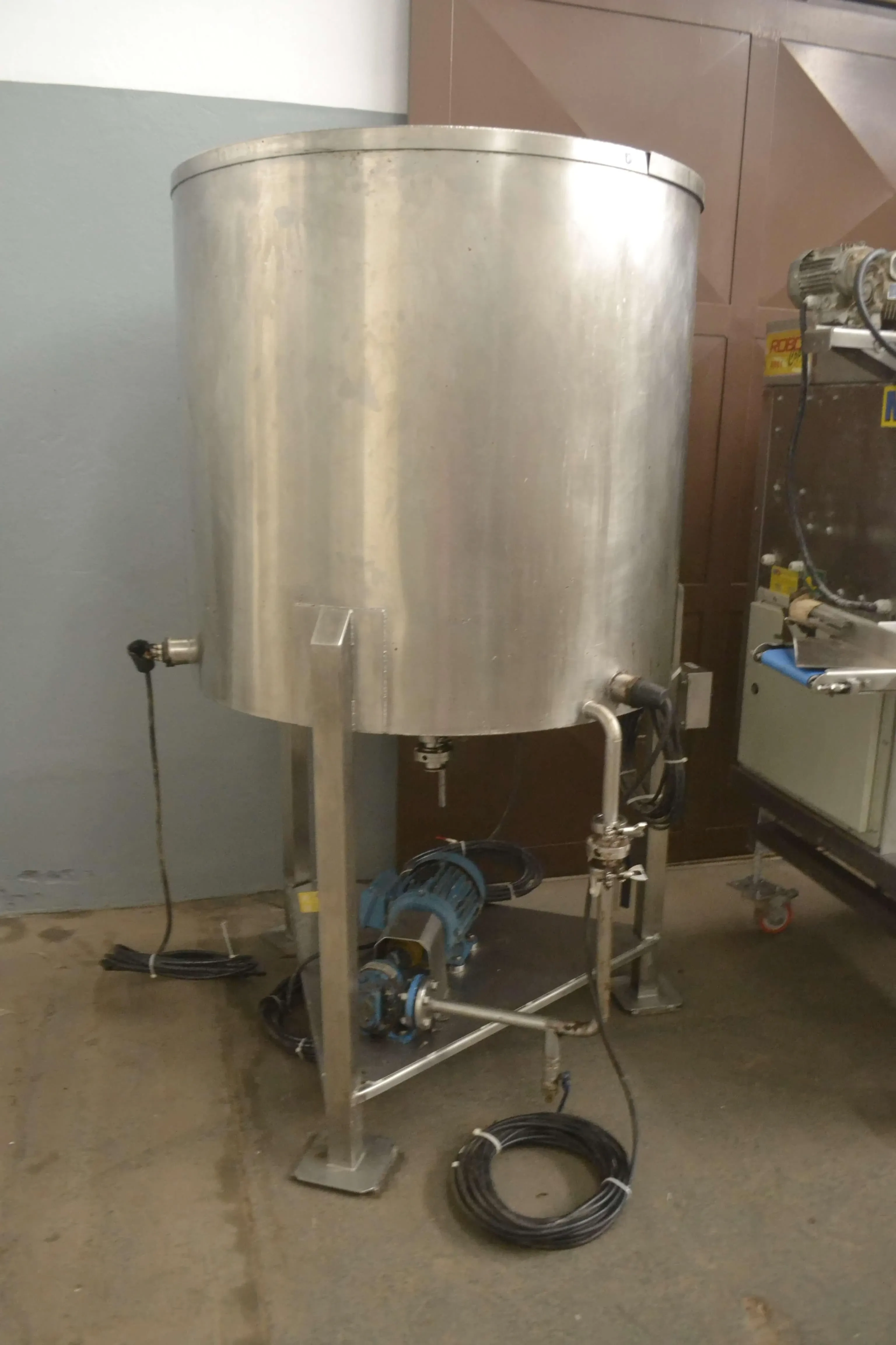 linha-automatica-salgados-capacid-300-kg-mci