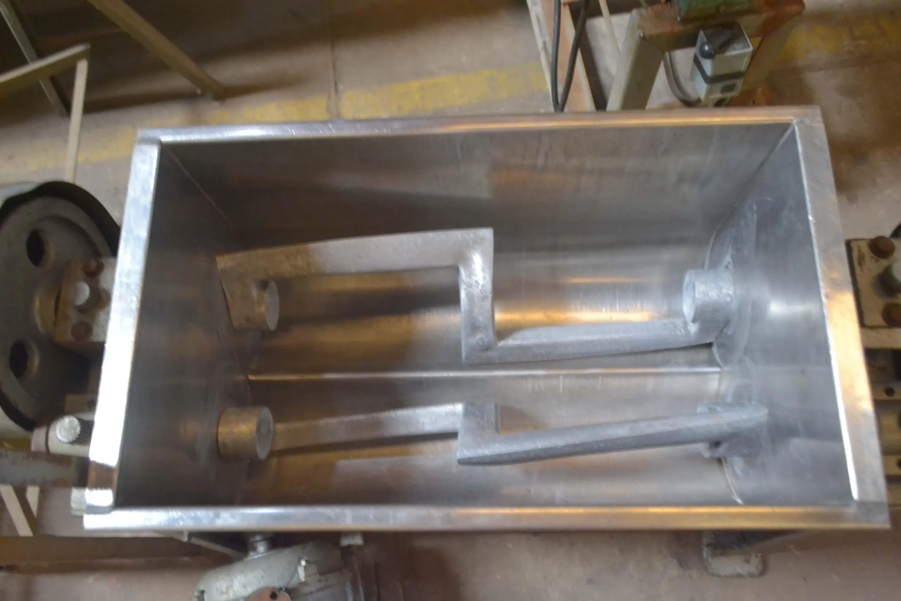 misturador-sigma-em-aco-inox-capacidade-100-litros