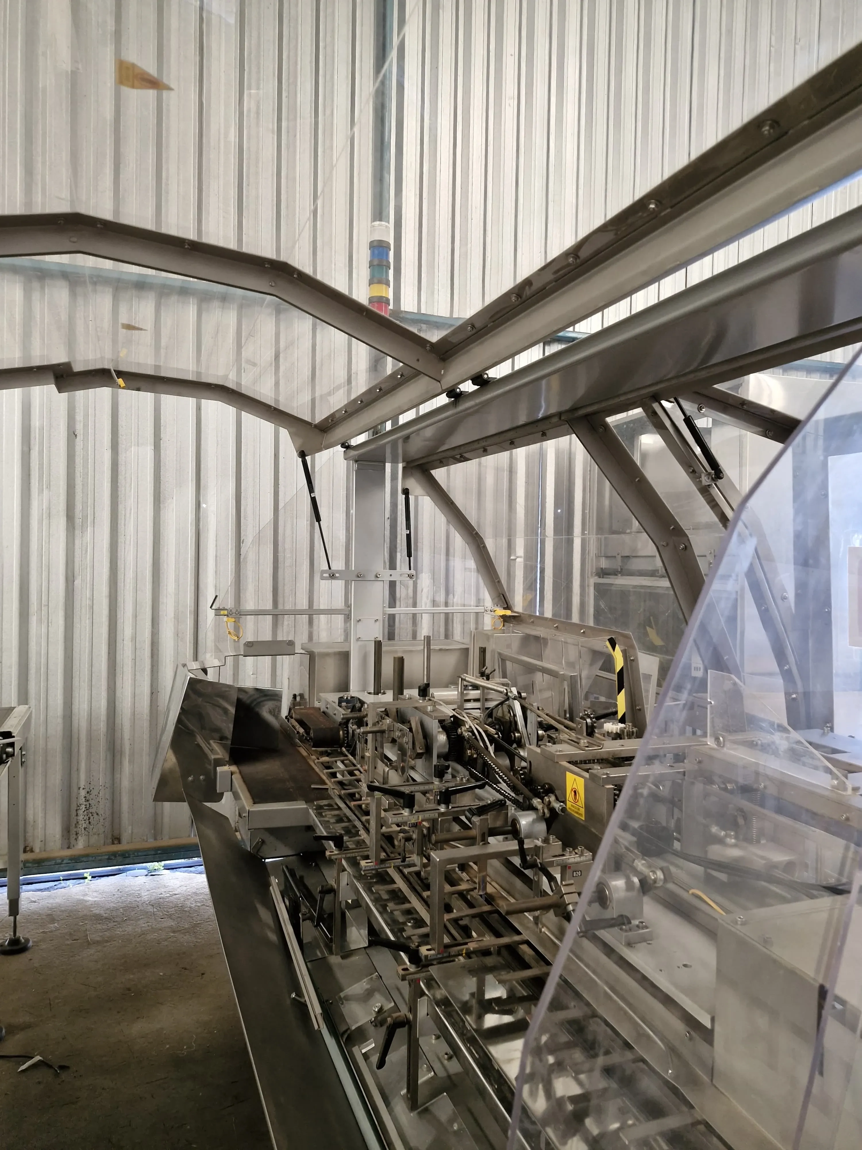 encartuchadeira-vertical-continua-marca-fabrima