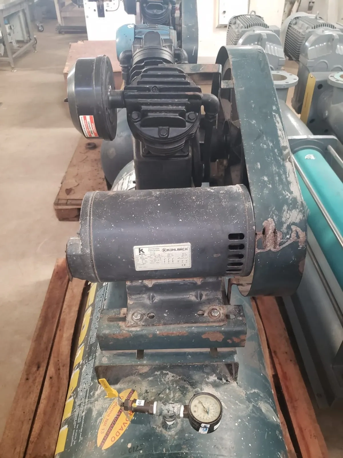 compressor-ar-comp-250-litros-chiaperini-mod-cj20apv