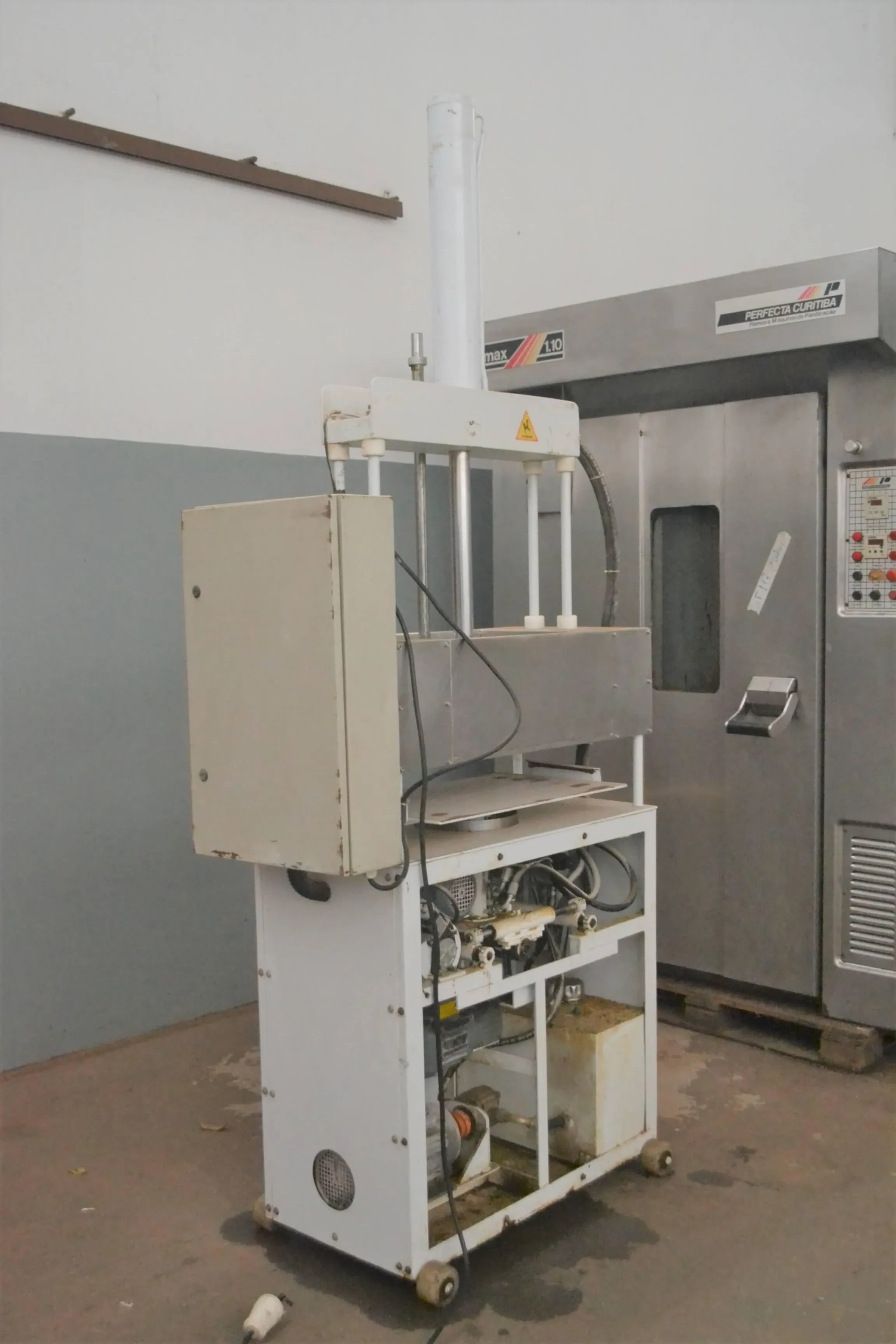 pingadeira-marca-tornearia-van