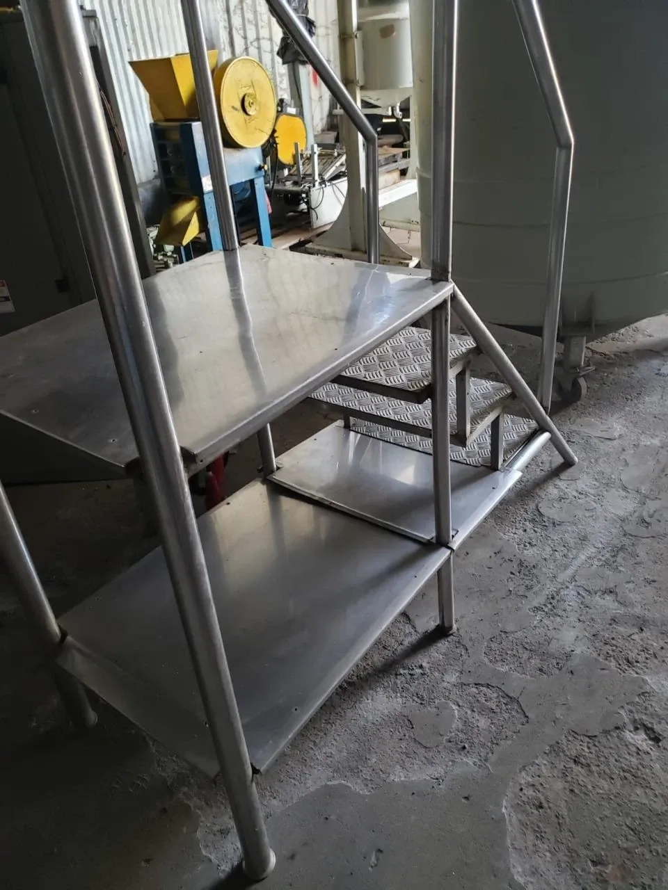 escada-Industrial-plataforma