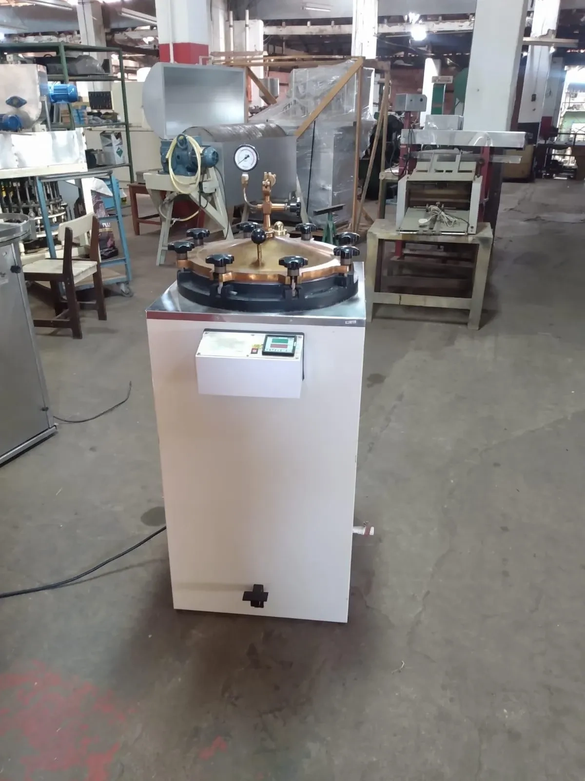 autoclave-vertical-phoenix-capacidade-100-litros