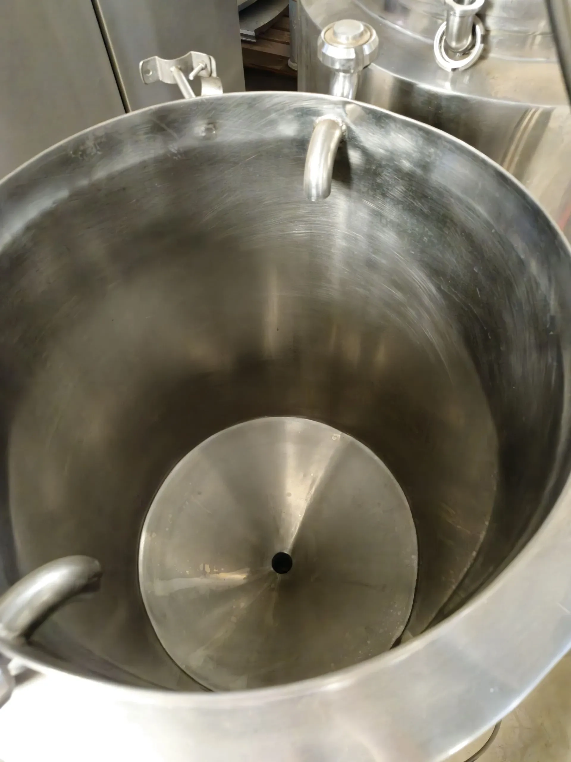 Tanque-derretedor-encamisado-inox-capacid-90-litros