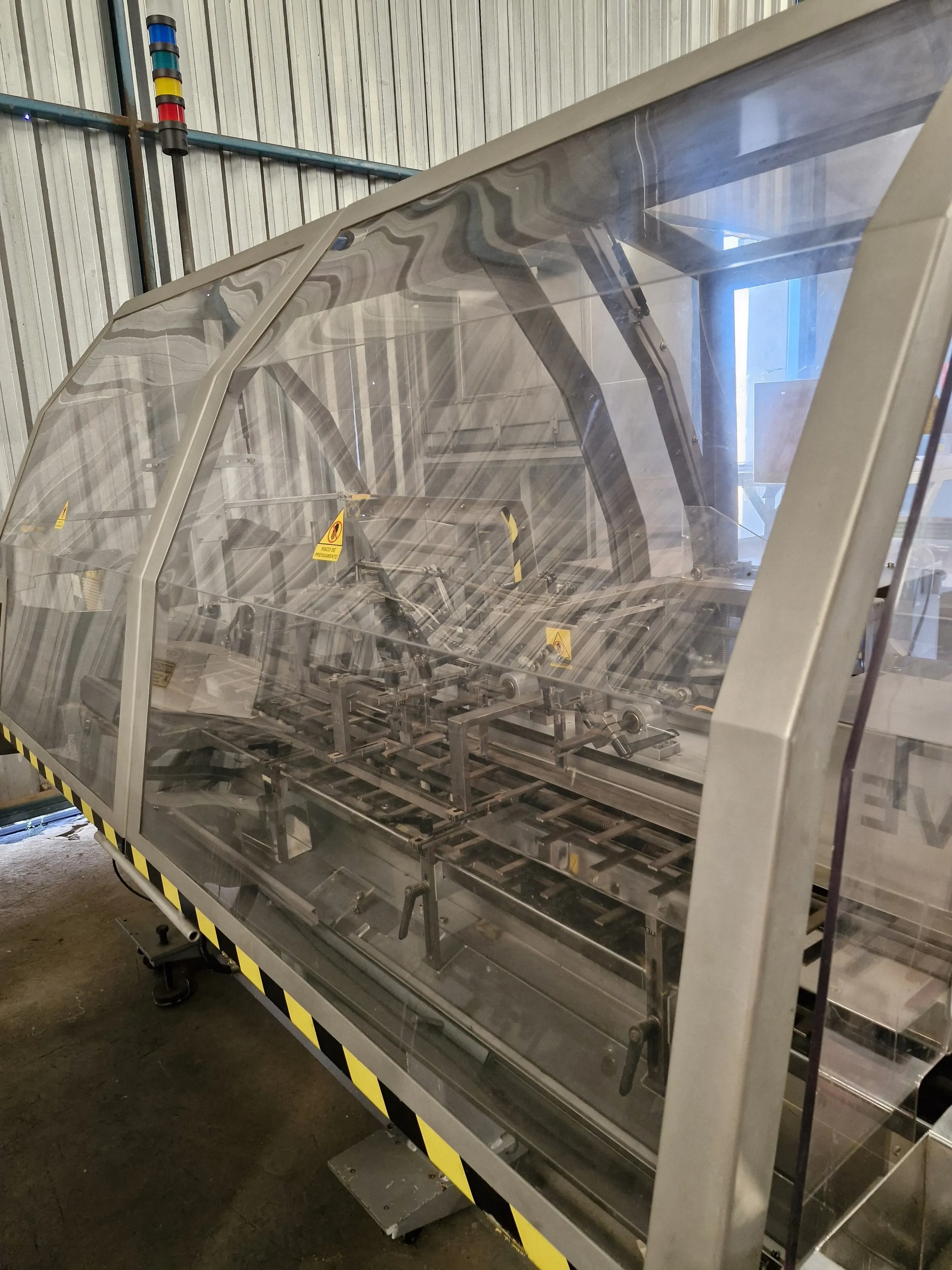 encartuchadeira-vertical-continua-marca-fabrima