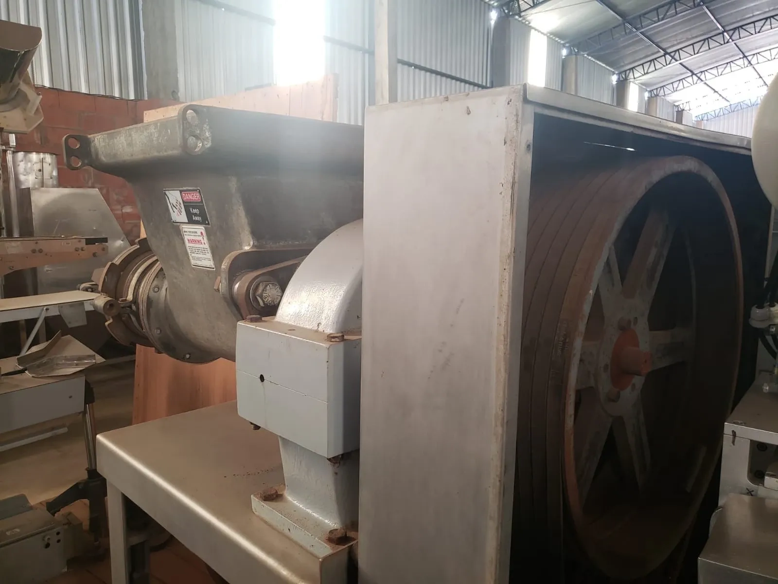 moedor-de-carnes-cap-10-a-15-ton-h-marca-weiler