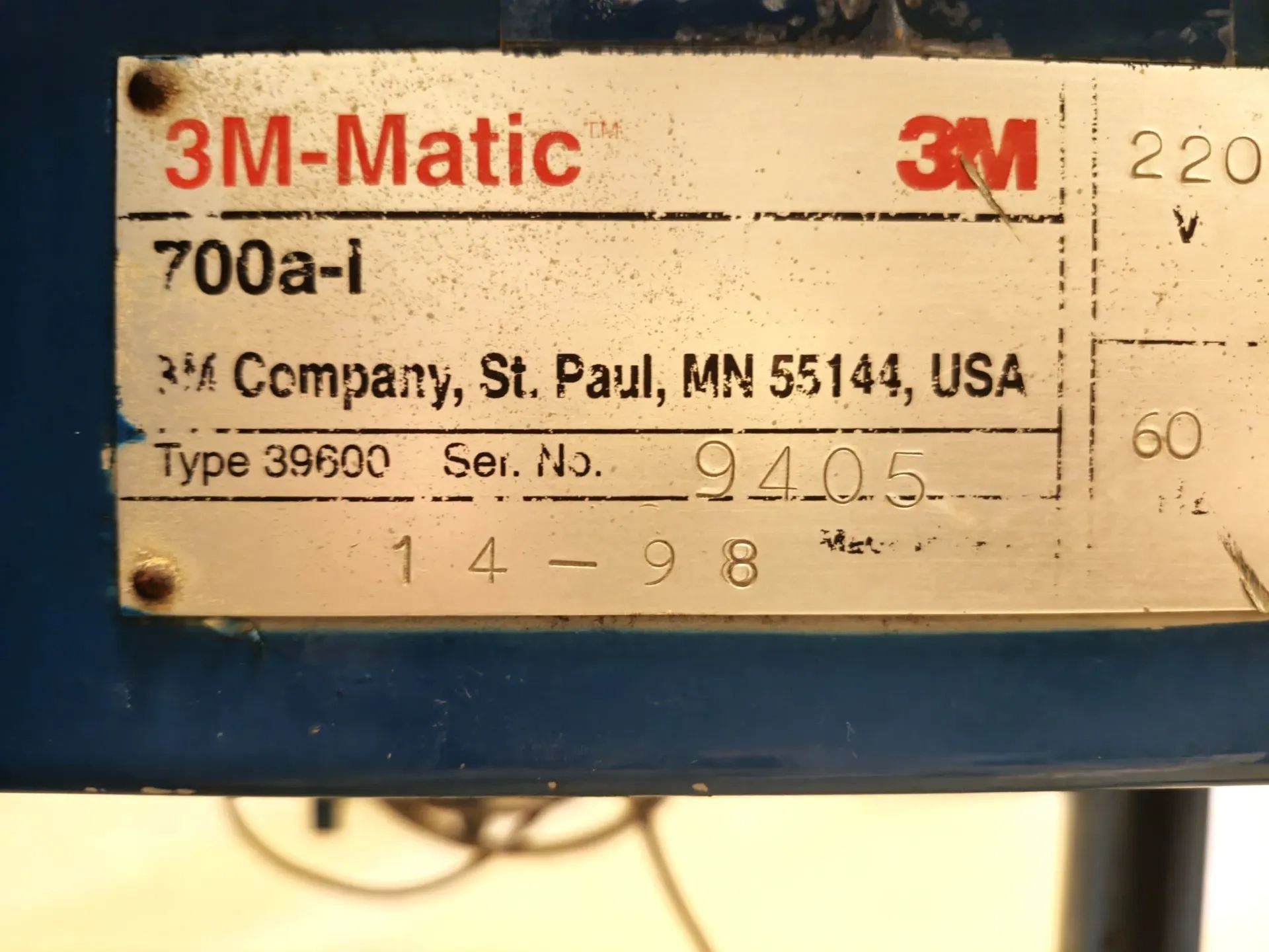 fechadora-seladora-de-caixa-de-papelao-marca-3m-matic-modelo-matic-700a-i