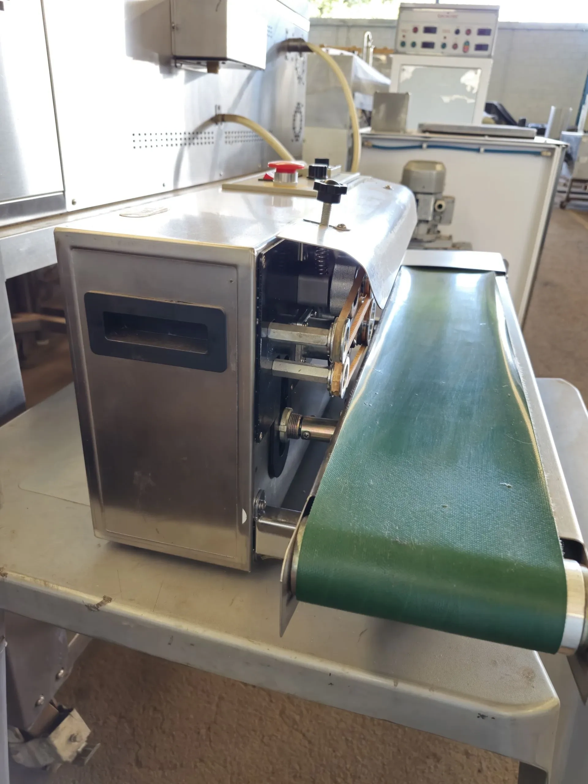 seladora-bancada-horizont-autom-inox