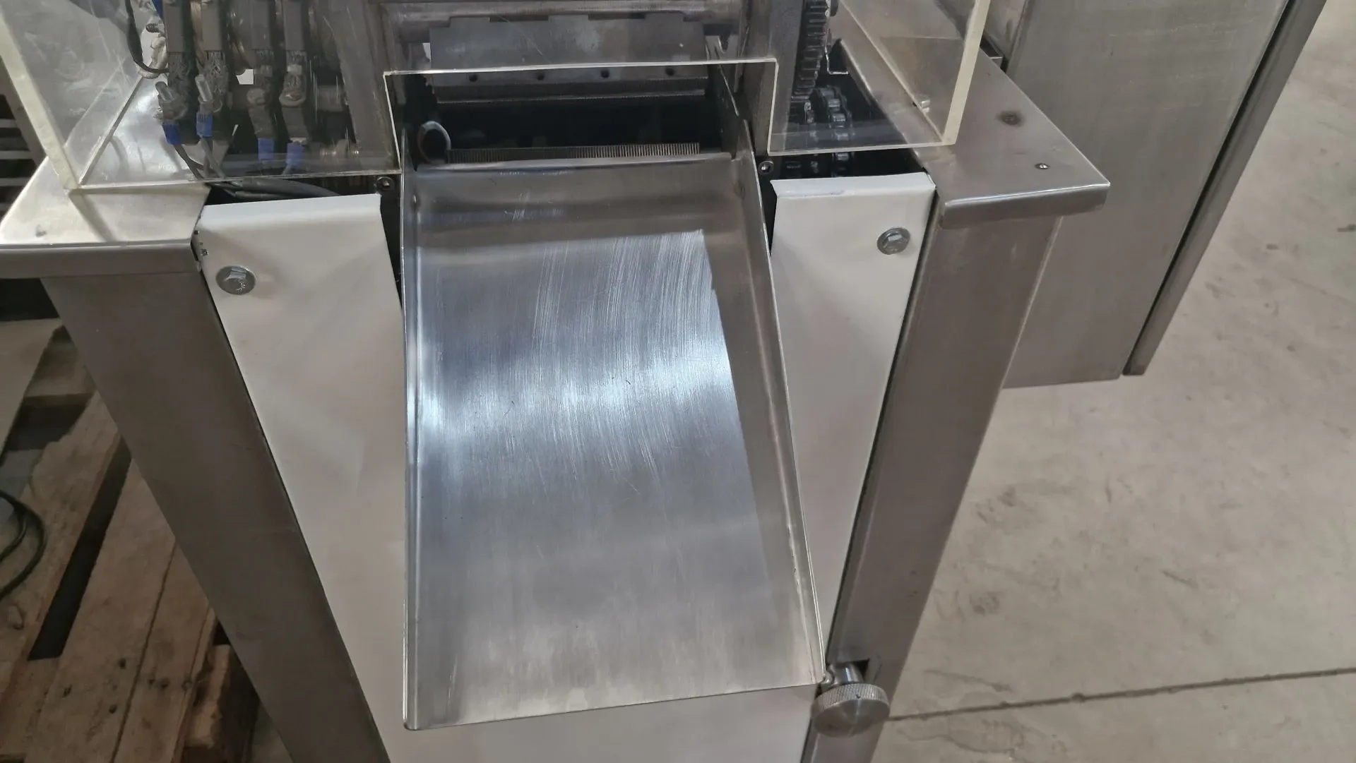 embalad-flow-pack-marca-r-camargo-modelo-mega-pack-II