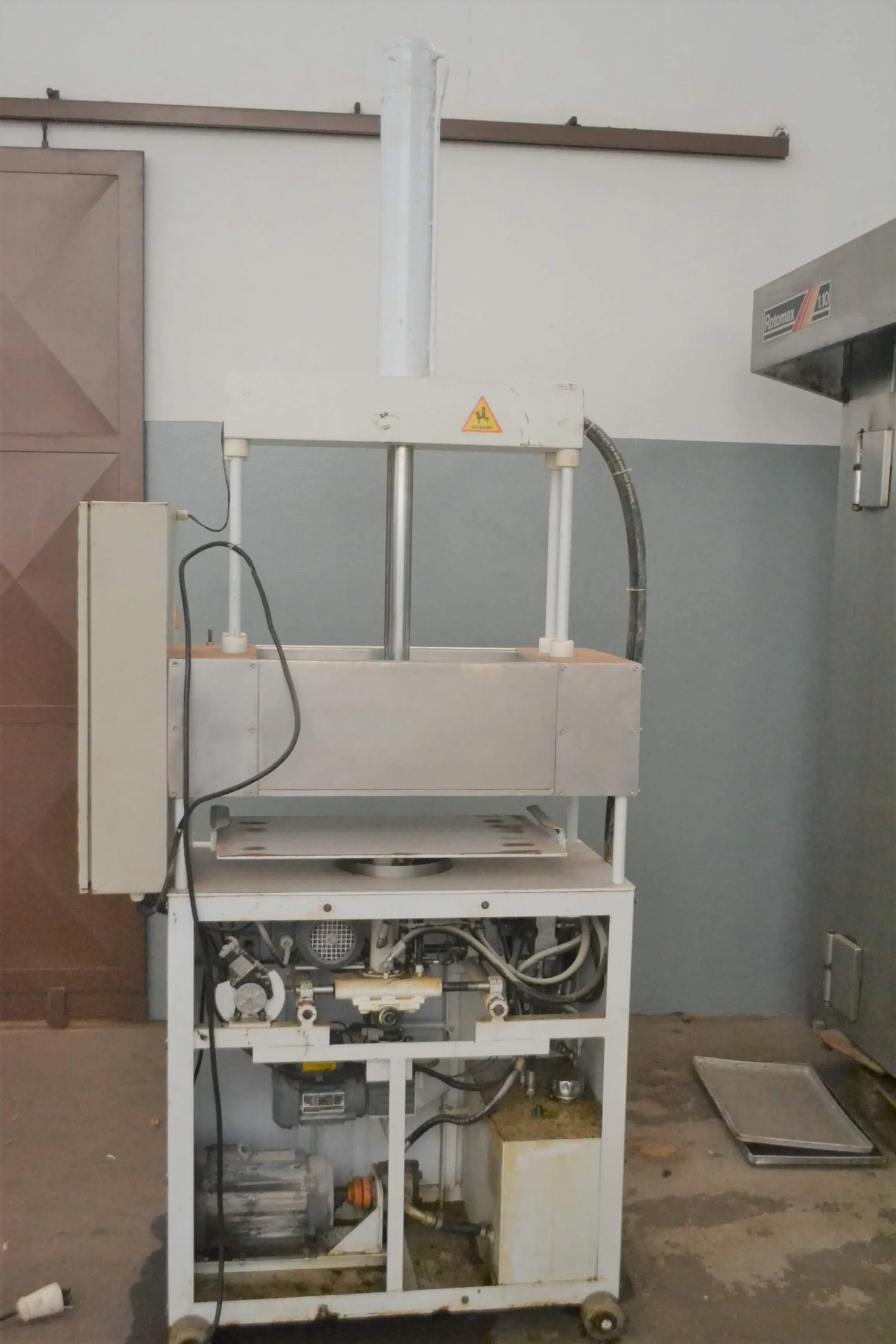 pingadeira-marca-tornearia-van