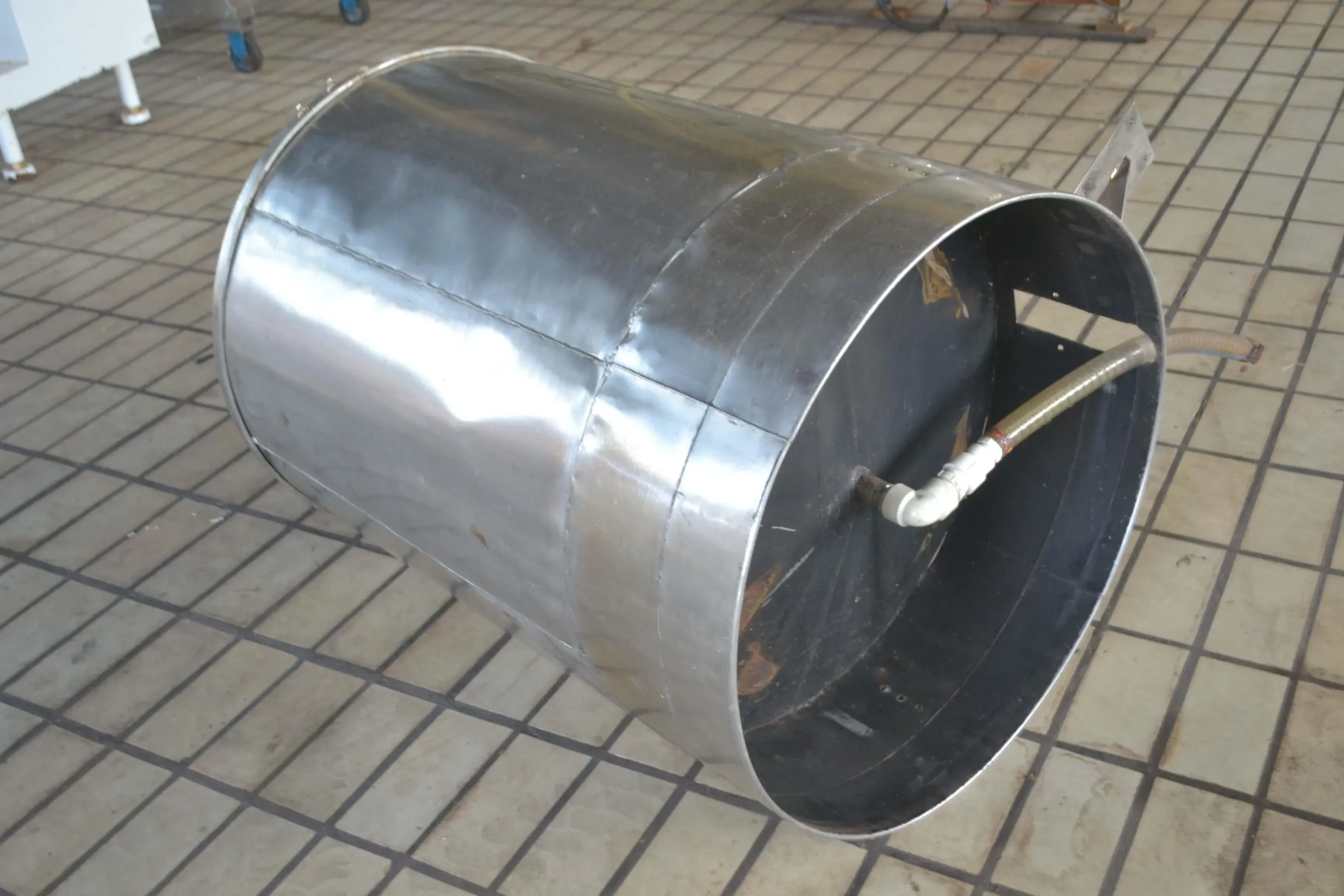 Tanque-armaz-inox-cap-340-l