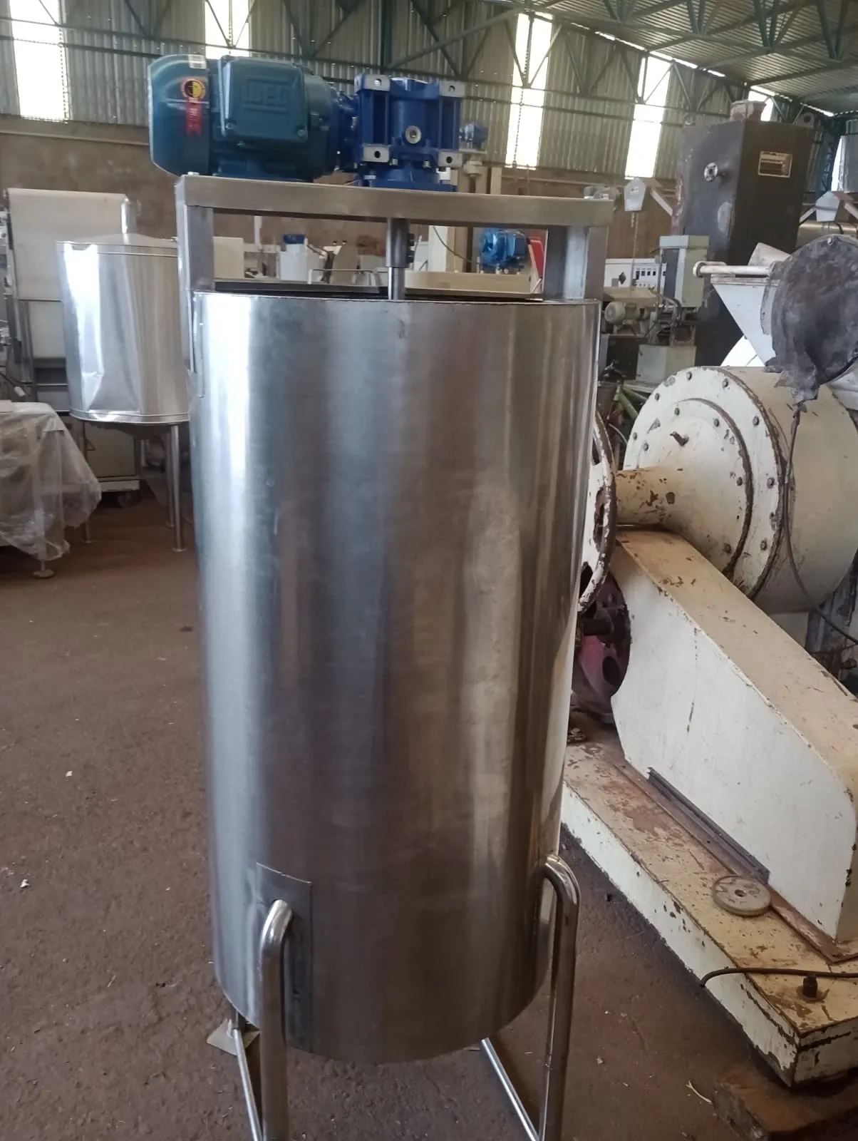 tanque-reator-misturador-inox-170-litros