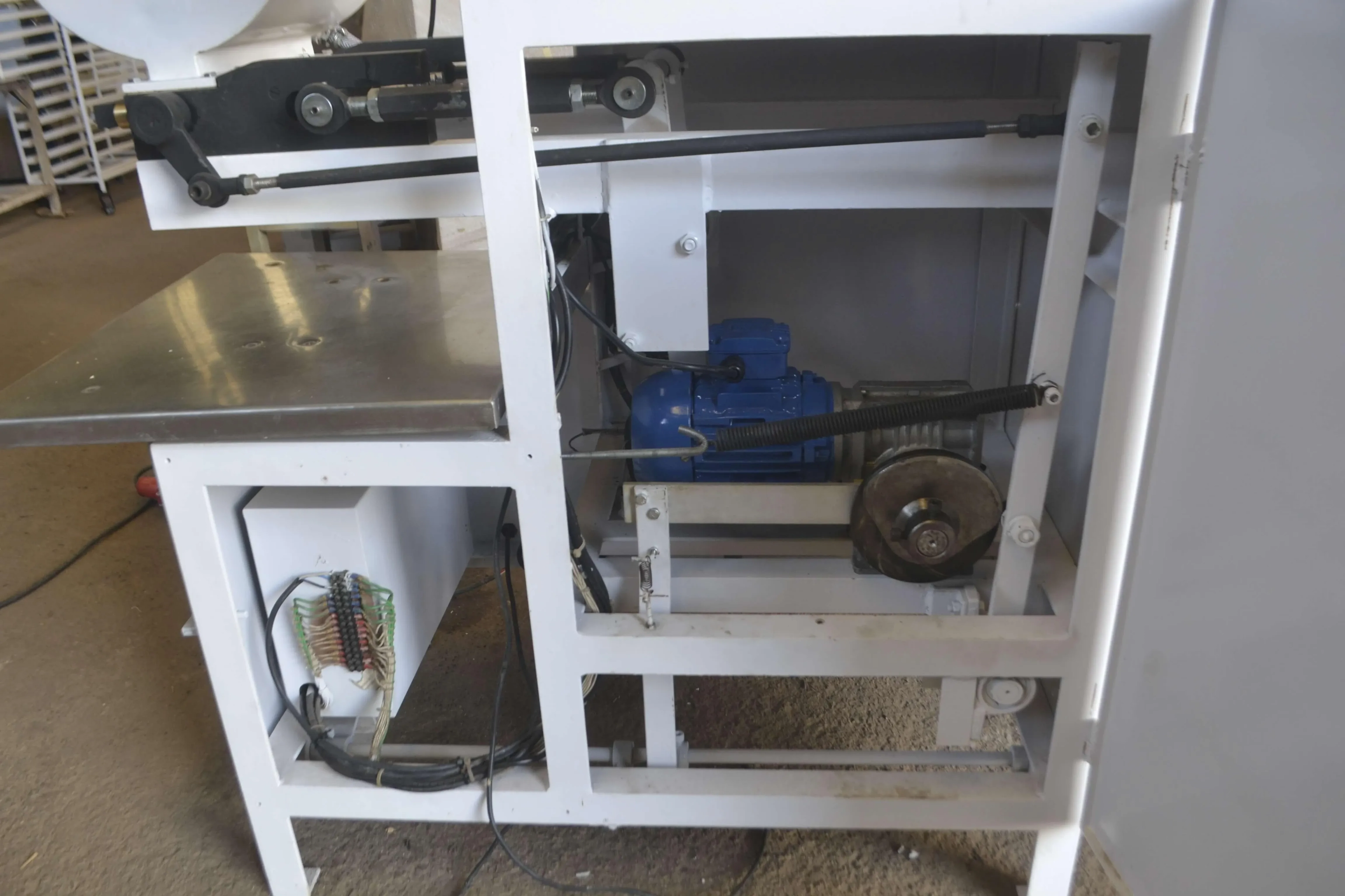 dosadora-de-chocolate-8-bicos-marca-ljc