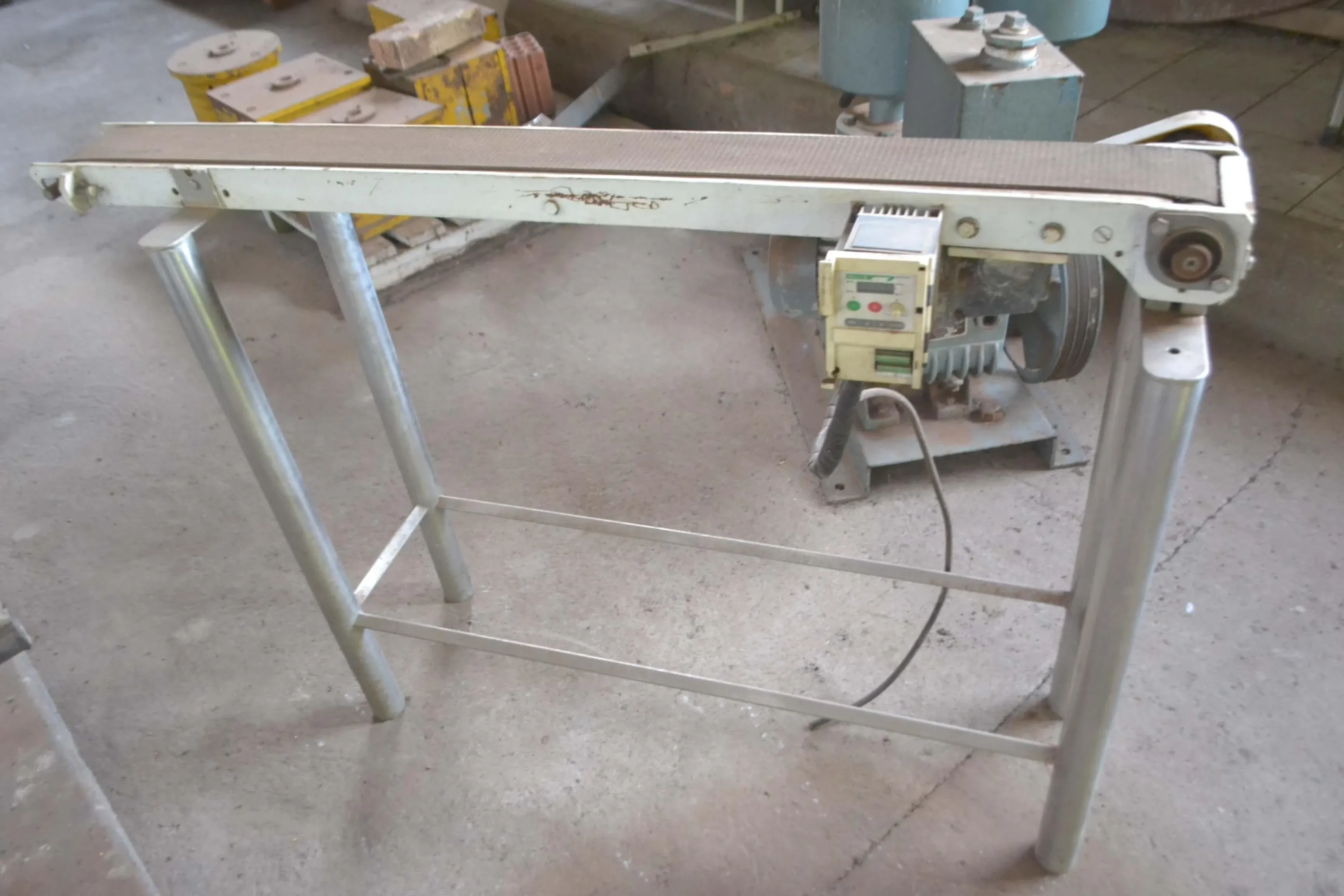 ESTEIRA-TRANSPORTADORA-120-1250-MM-PEQ