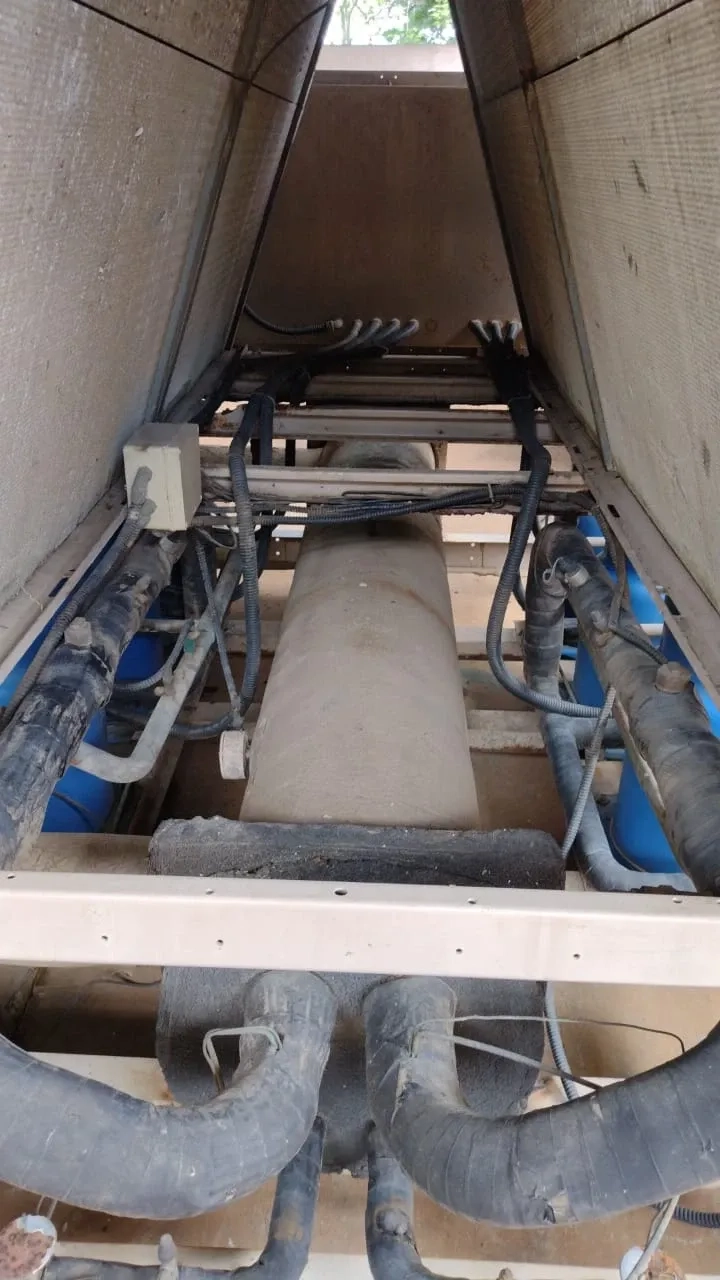 chiller-com-compressores-scroll-condensacao-ar