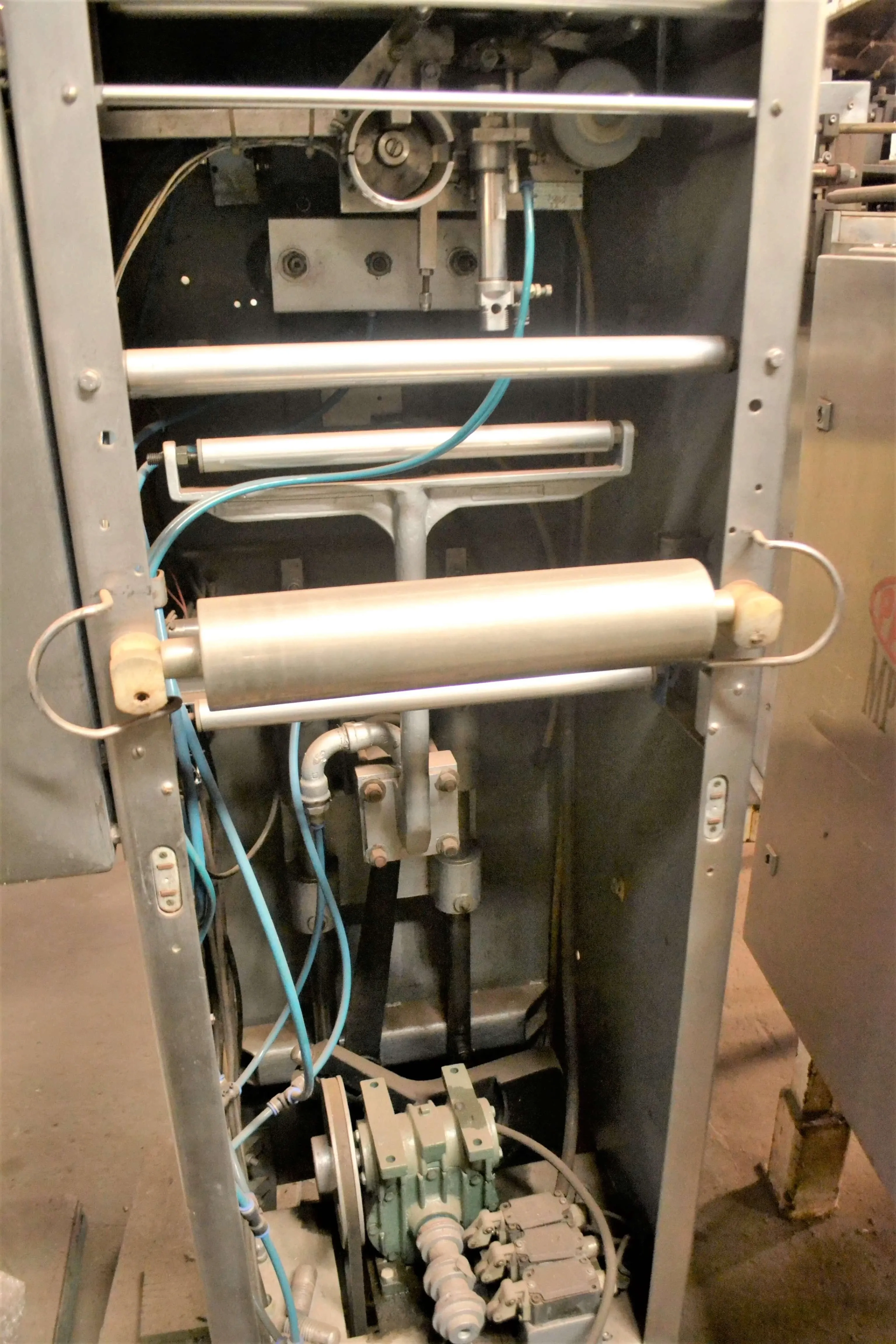 envasadora-automatica-para-liquidos-brasholanda