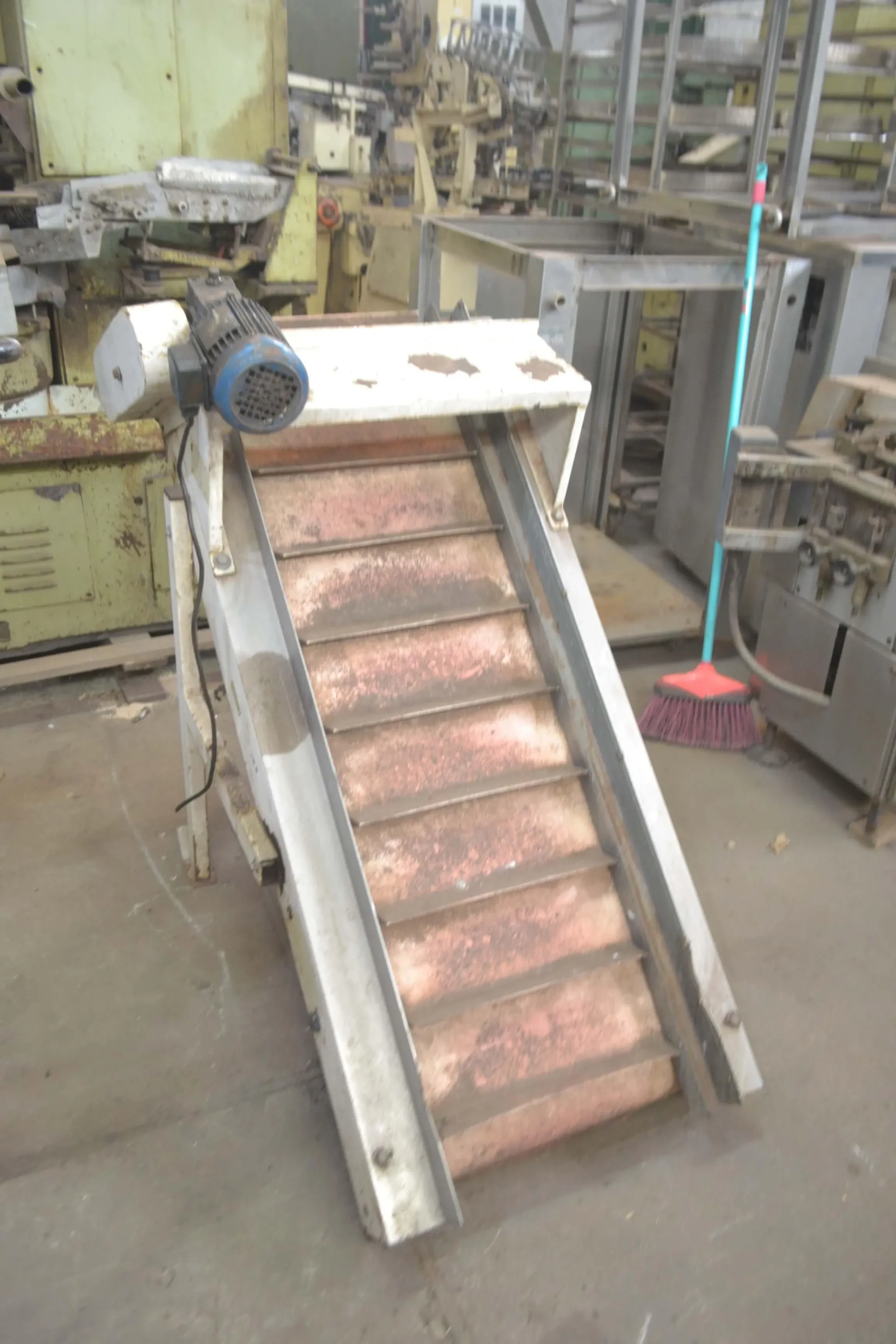 esteira-elevatoria-600-x-1500-mm-marca-tecom