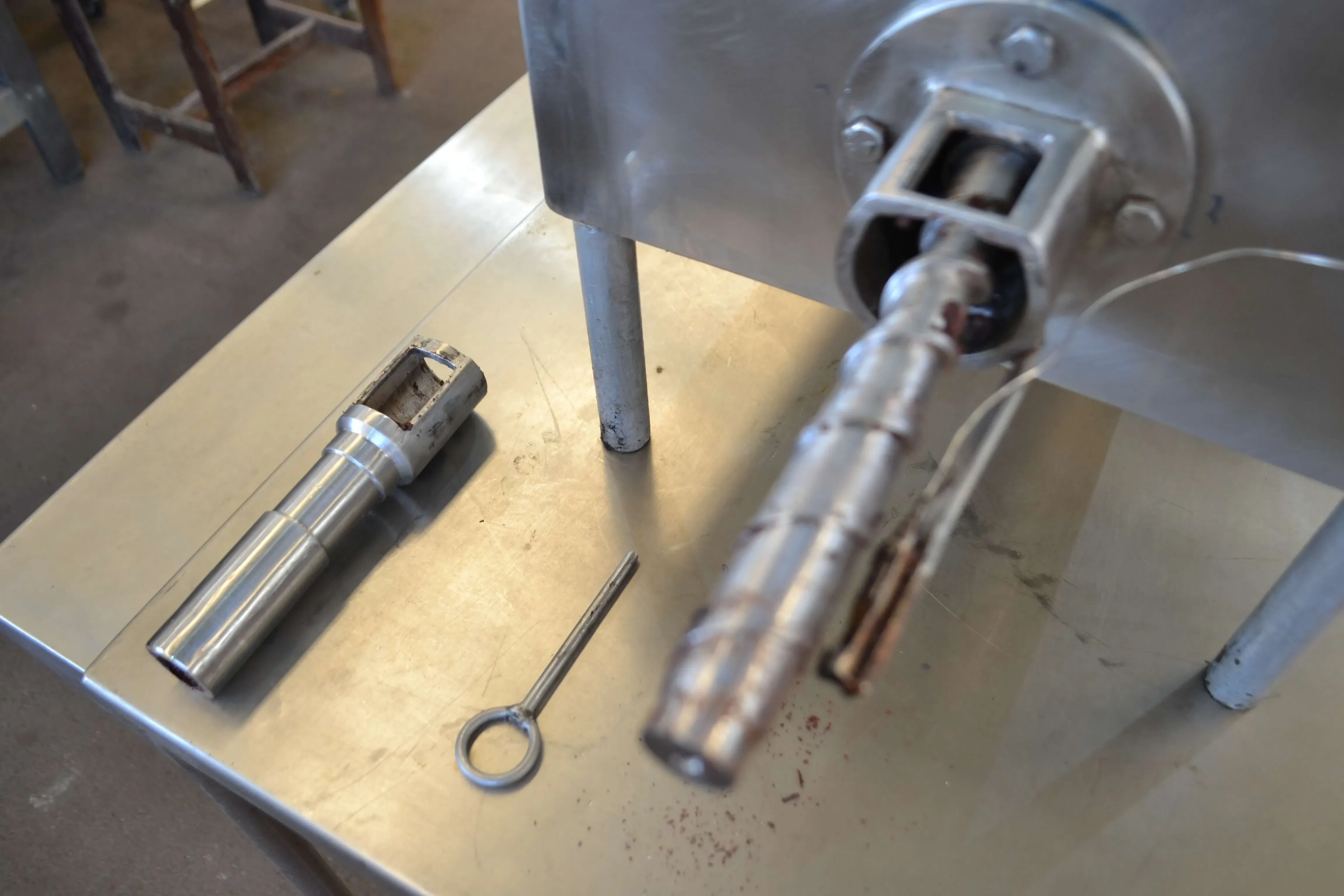 extratora-de-manteiga-de-cacau-marca-mecal