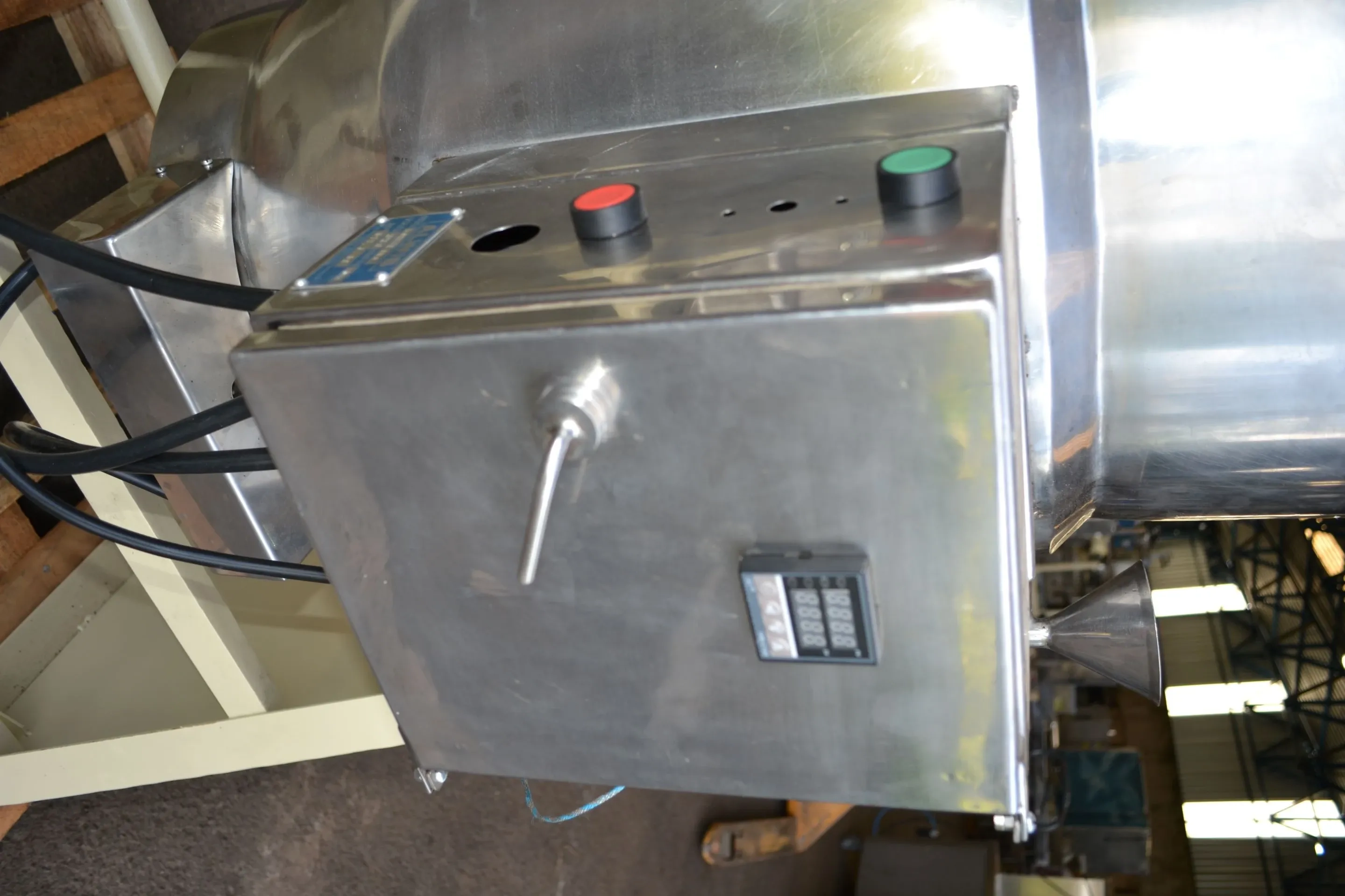 techo-cozinhador-encamisado-em-aco-inox-capacidade-100-litros-marca-alwis