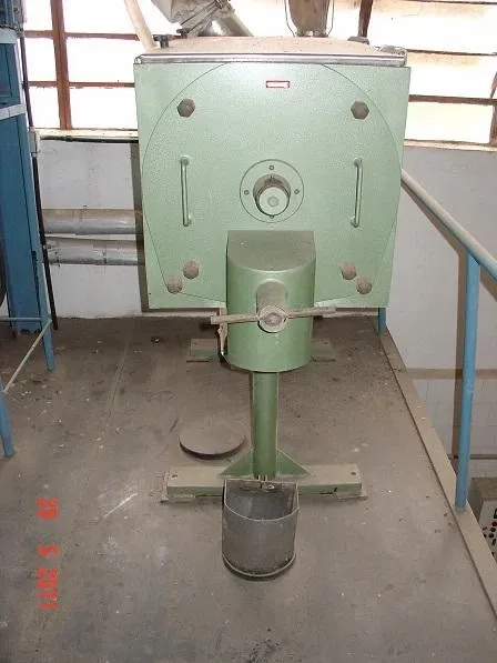 misturador-ribbon-blender-capacidade-250-300-litros