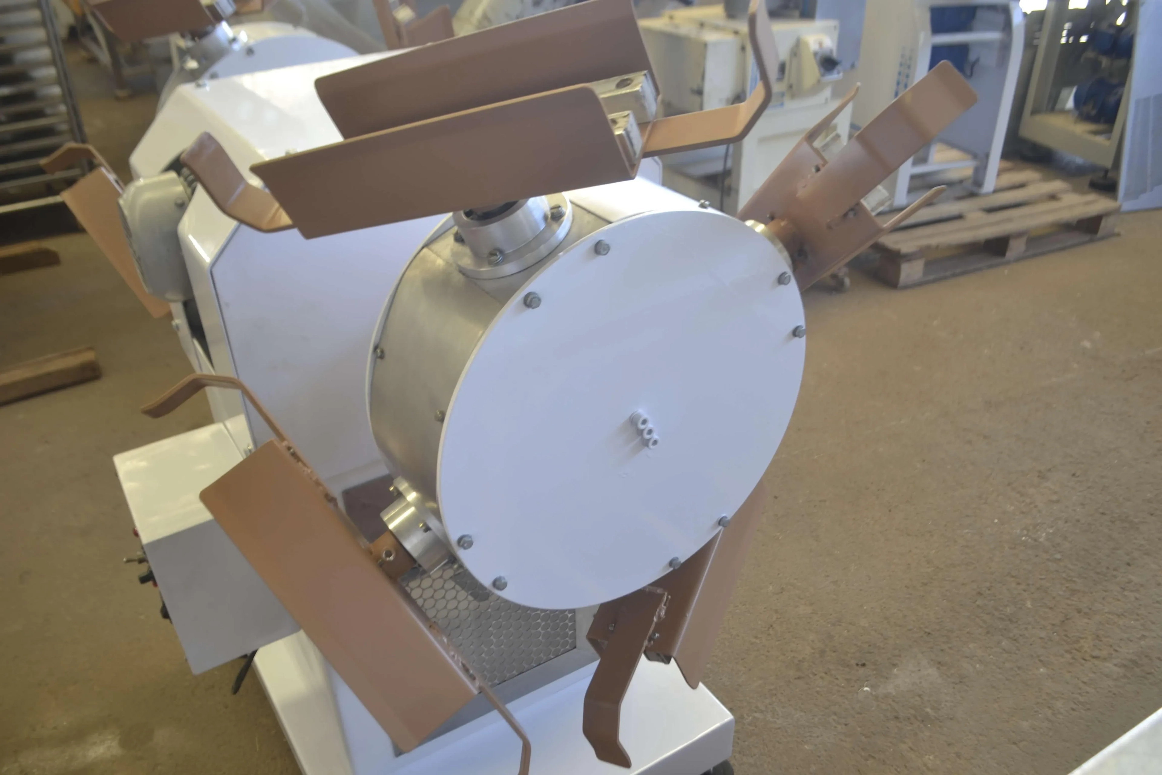 centrifuga-de-ovos-de-pascoa-8-livros-marca-bortoleto-vicente