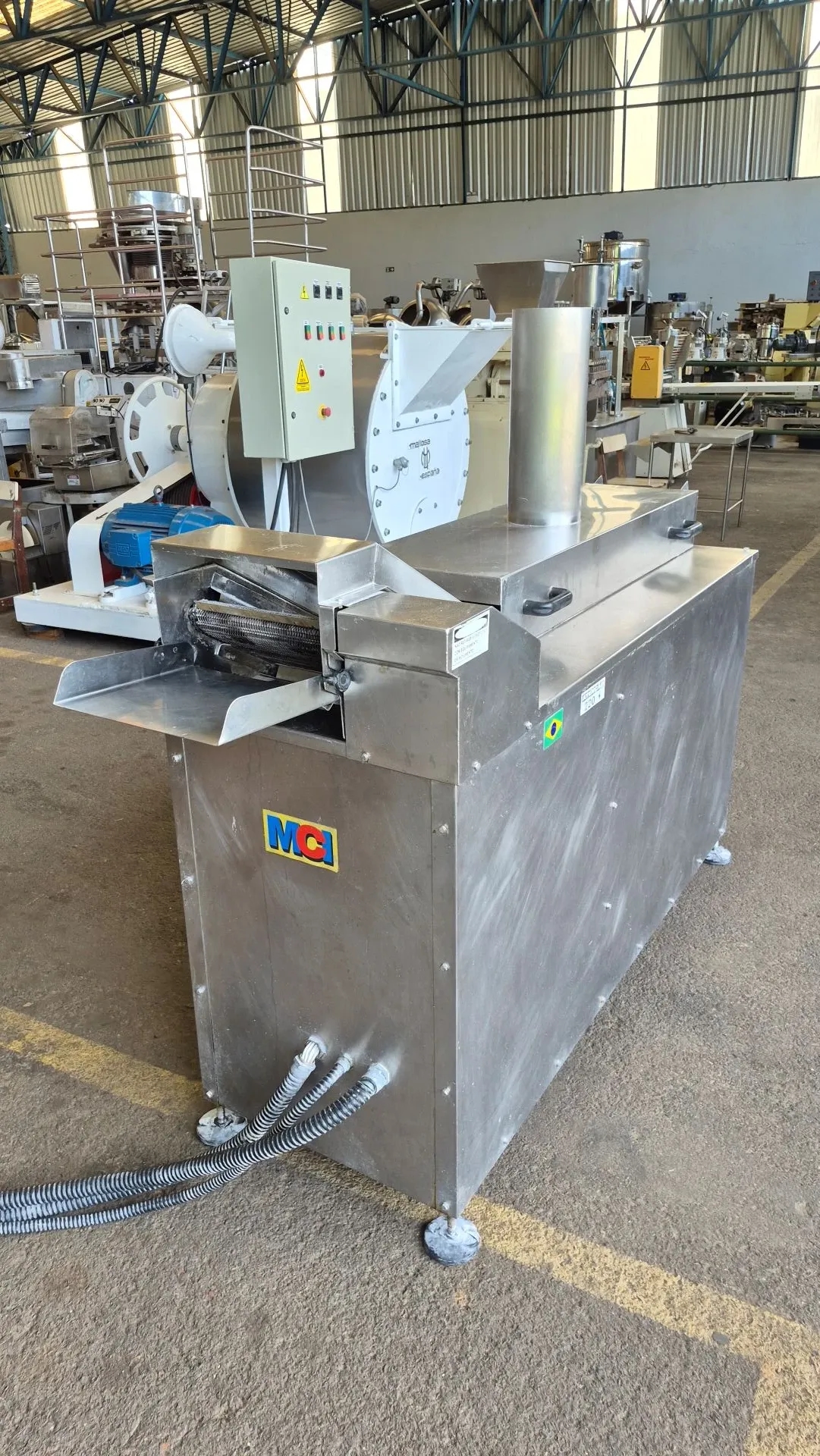 fritador-fritad-eletrica-continua-em-aco-inox-marca-mci