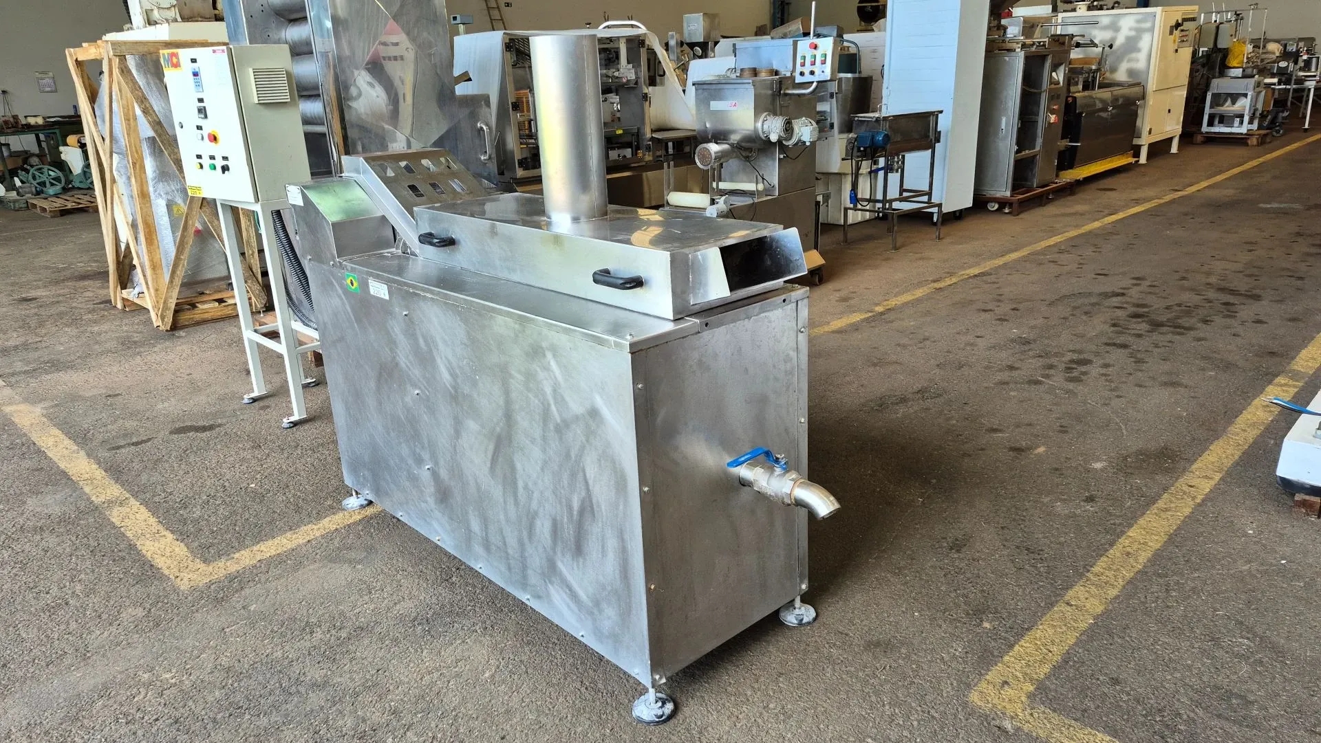 fritador-fritad-eletrica-continua-em-aco-inox-marca-mci