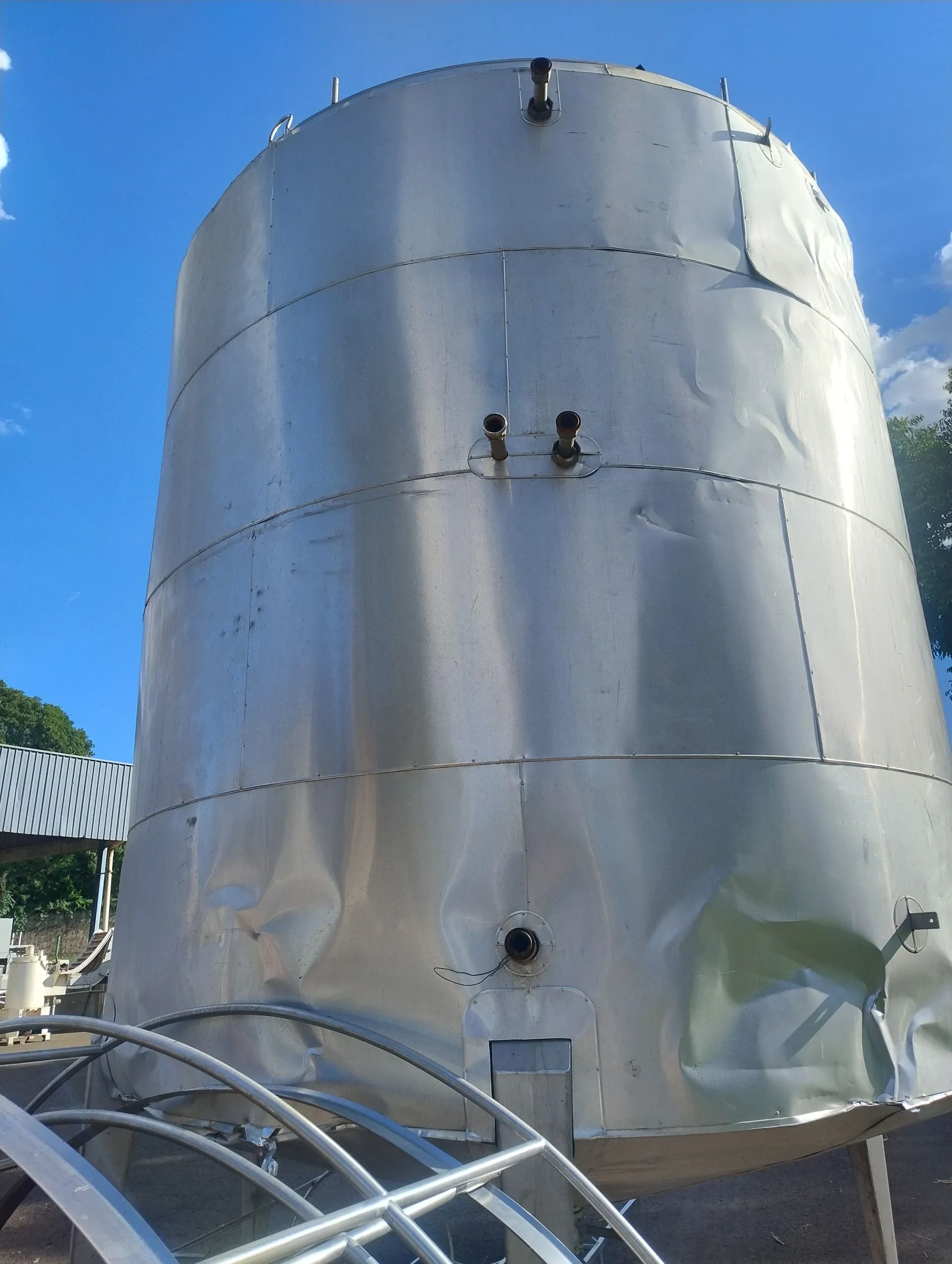 tanque-misturador-encamisado-em-aco-inox-capacidade-40-000-litros-marca-recinox