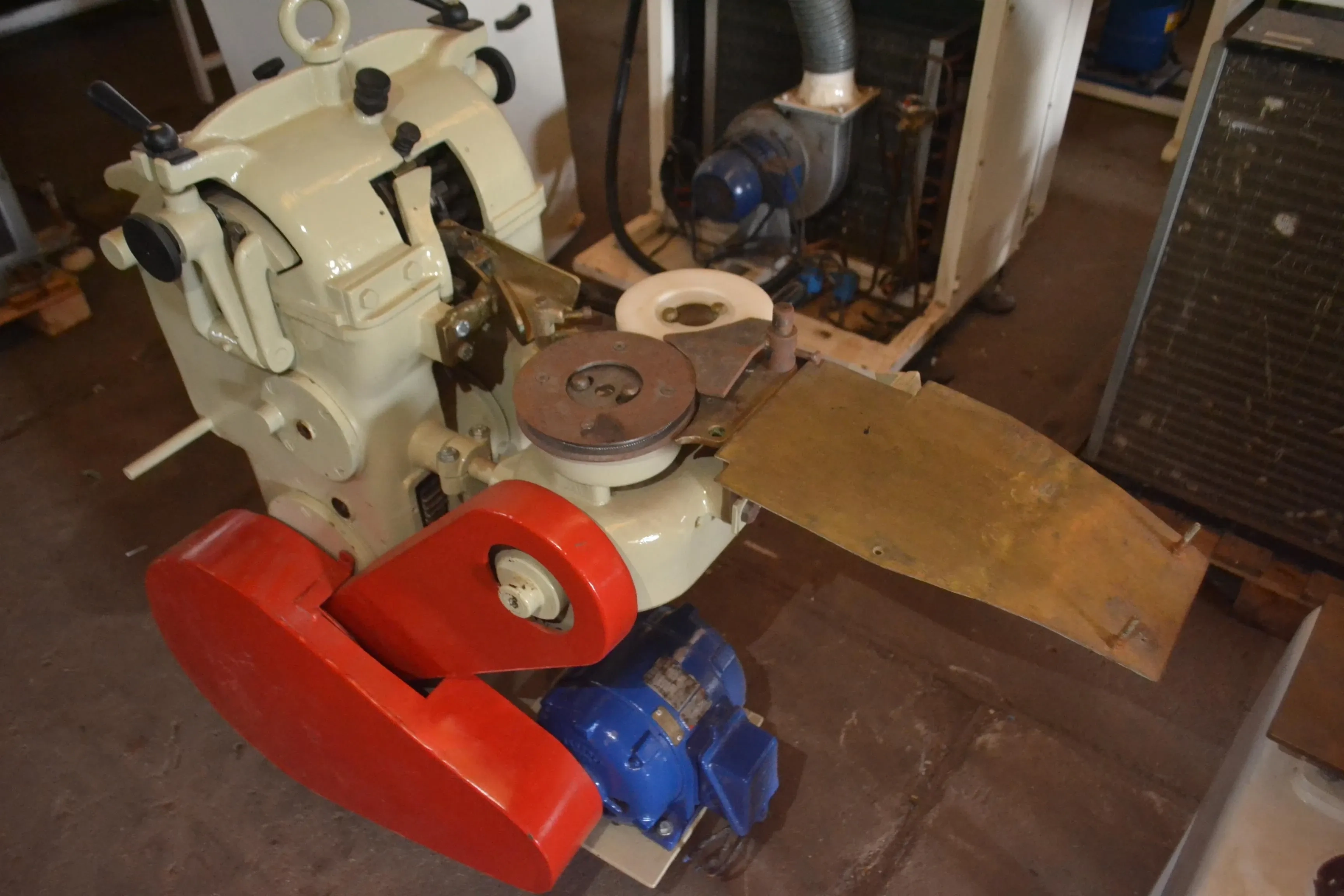 linha-de-fabricacao-de-bala-dura-50-kg-h