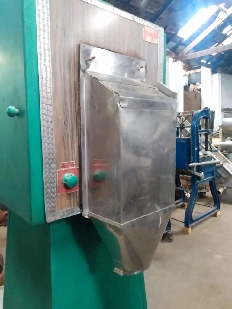 dosadora-de-produtos-solidos-marca-fermac