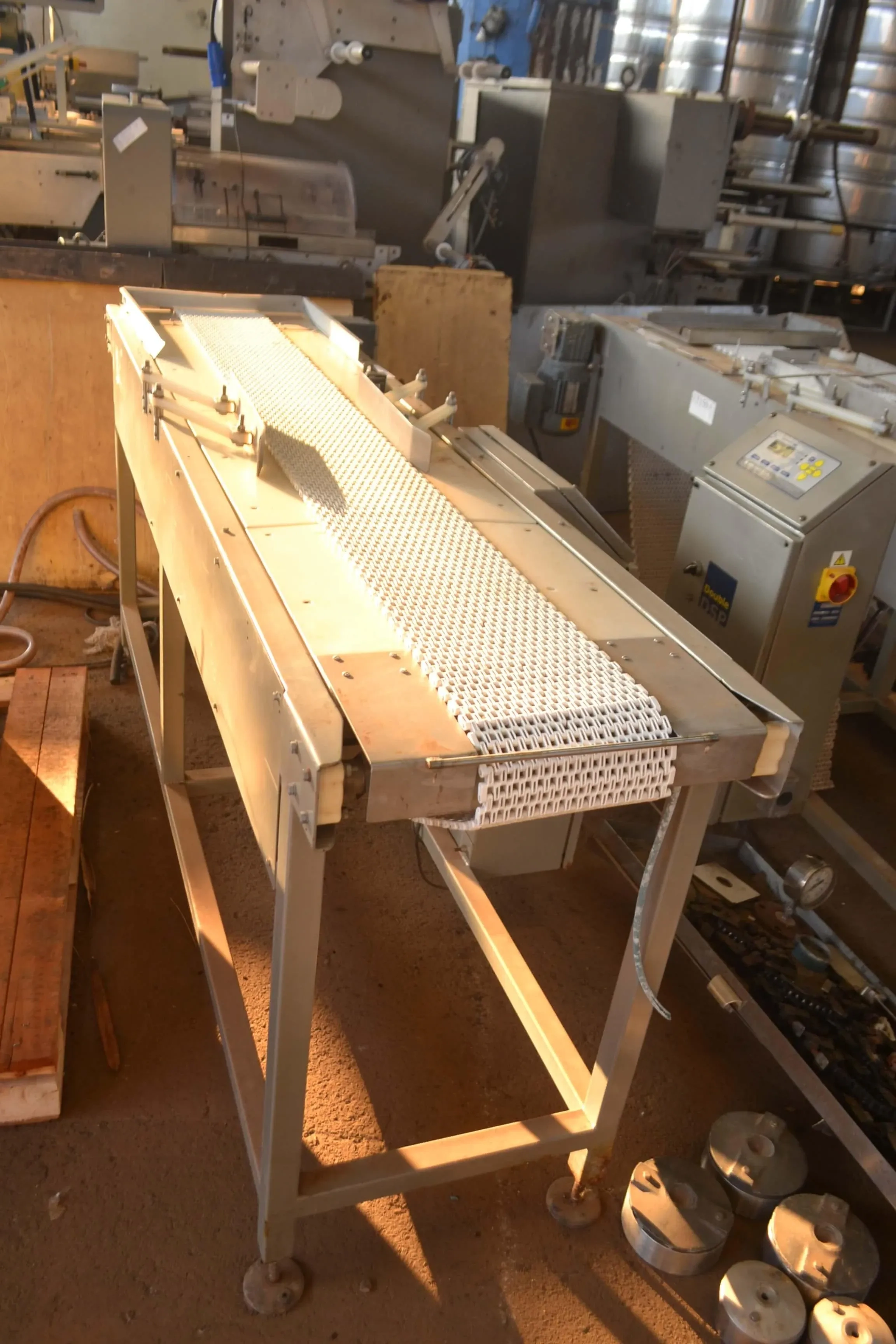 esteira-de-checagem-de-peso-checkweigher-marca-brapenta