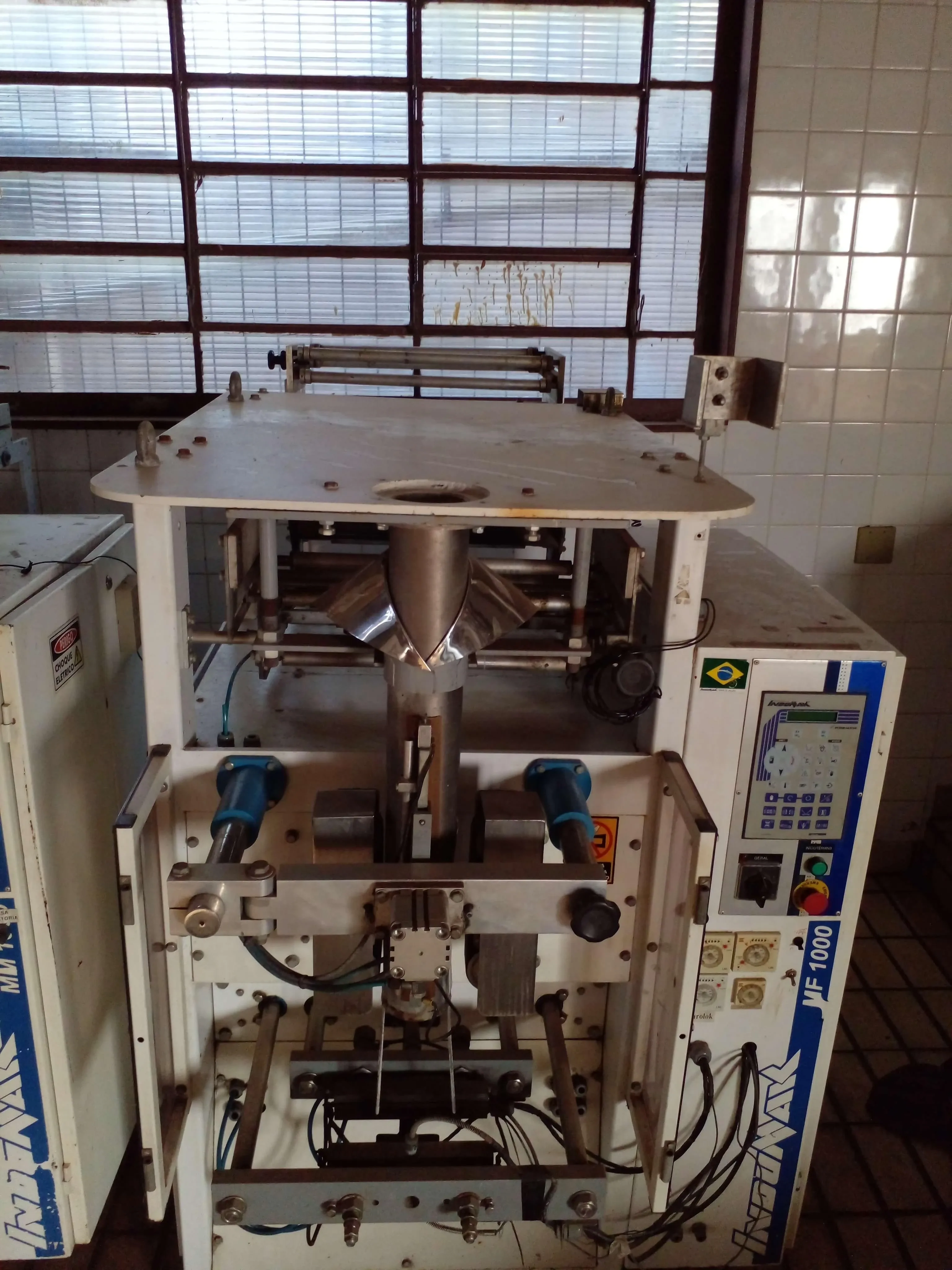 empacotadora-autom-indumak-mod-mf1000