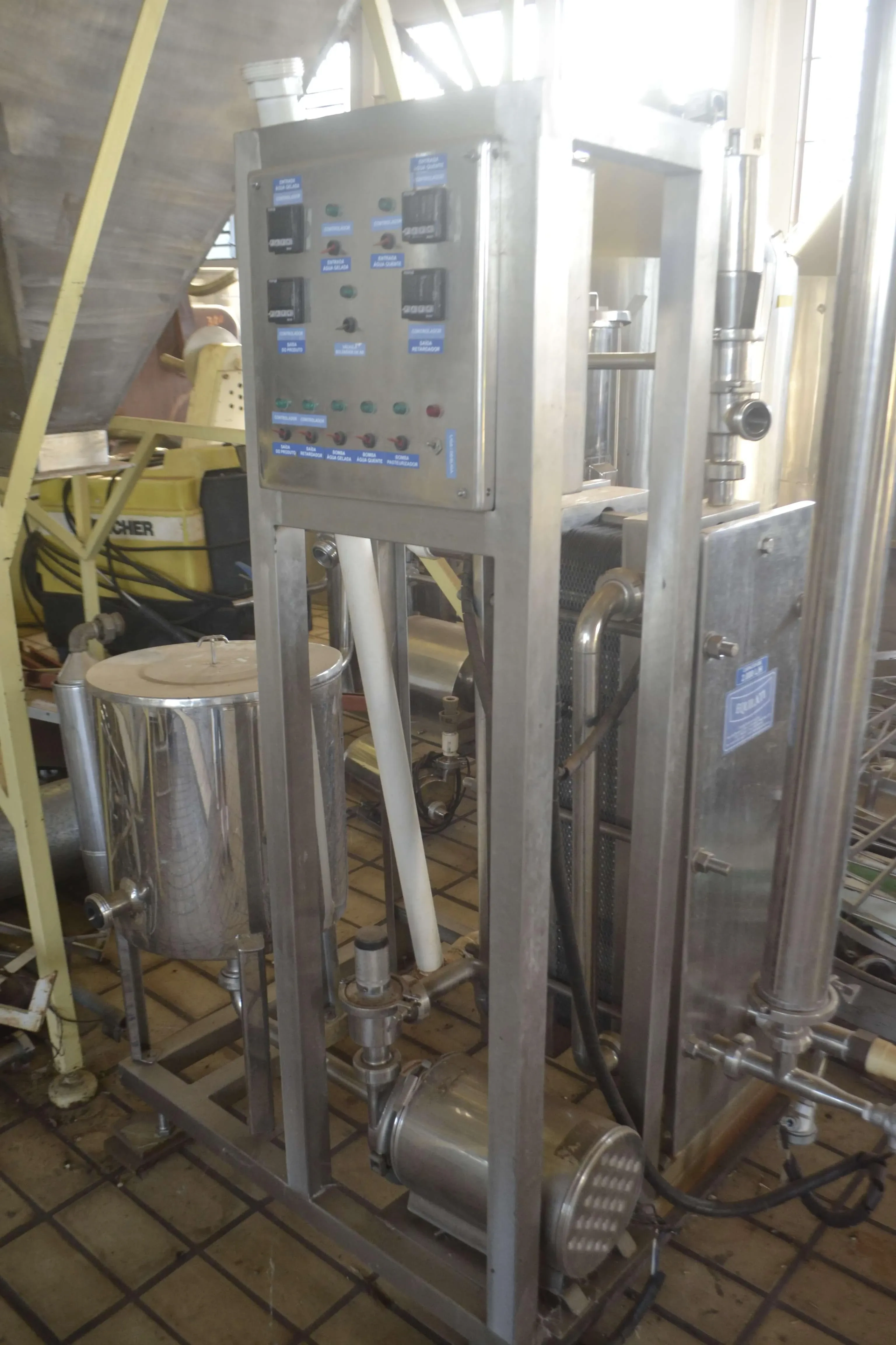 conjunto-de-pasteurizacao-equilat-capacidade-2-mil-litroshora
