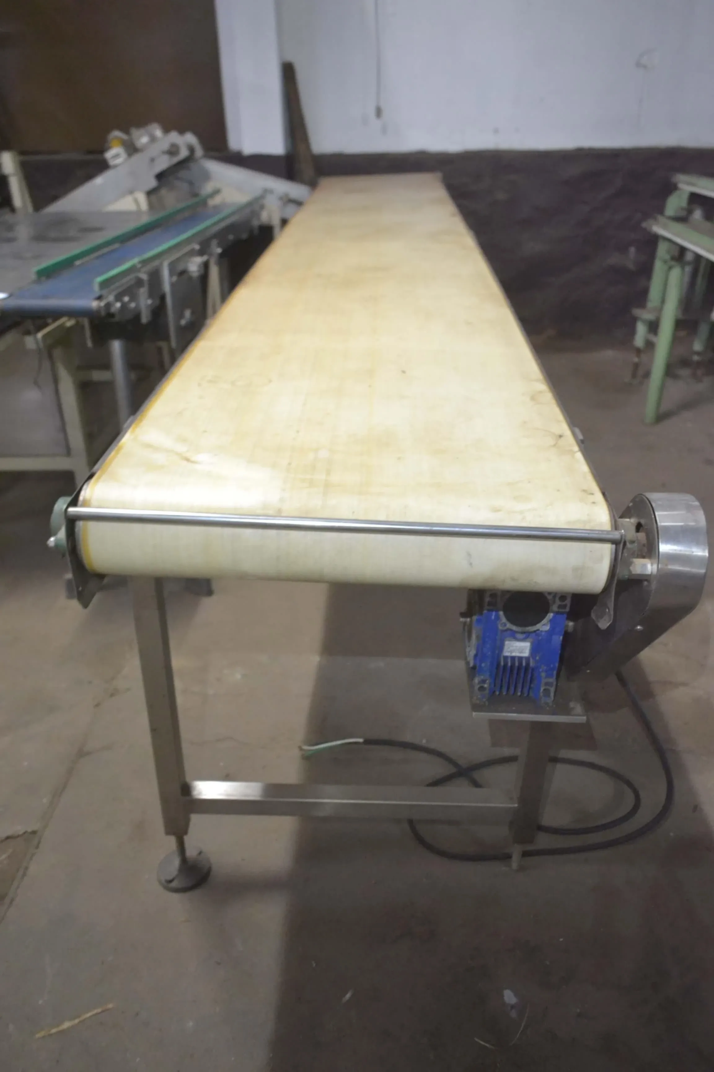 esteira-transportadora-570-x-4000-mm