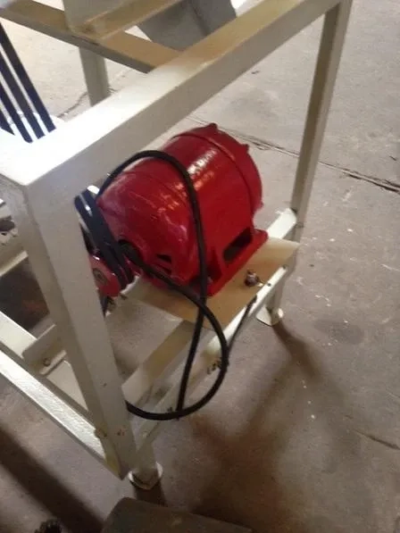 moinho-de-pasta-de-amendoim