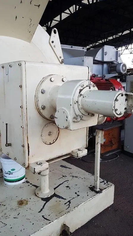 concha-de-chocolates-3-ton-marca-low-duff-developments-ladco