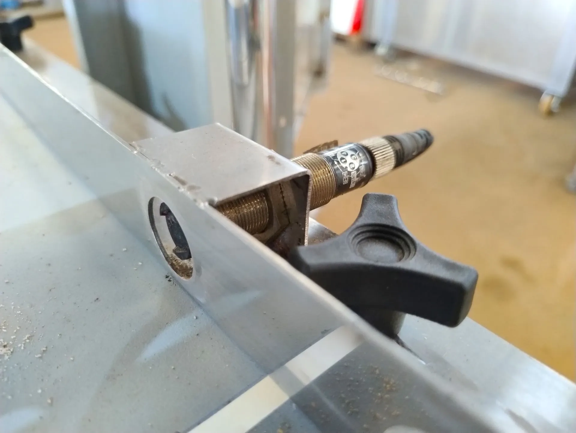 corte-arame-roseteira-marca-mb-ma-mod-mb500