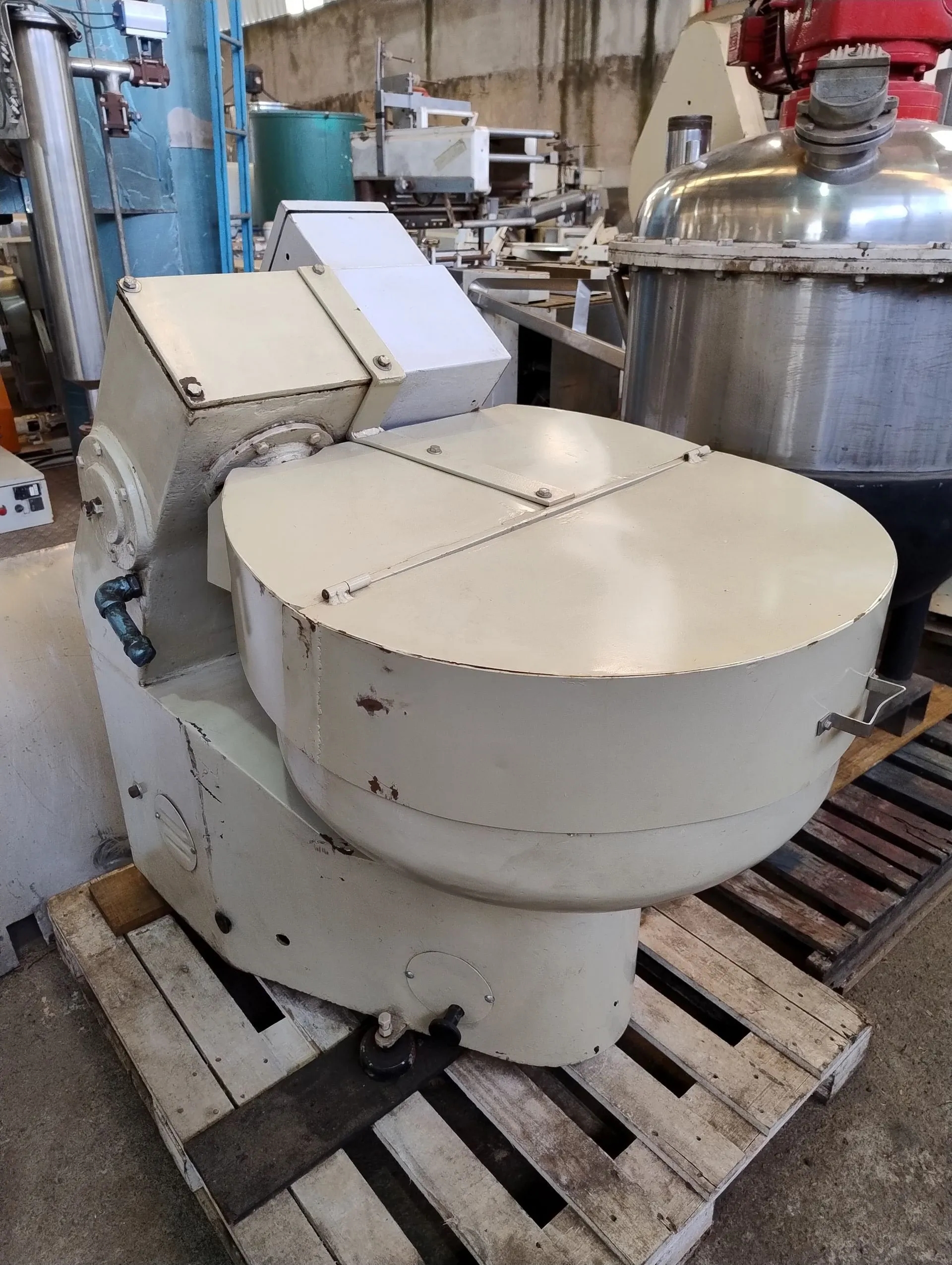 amassadeira-capacidade-100-litros