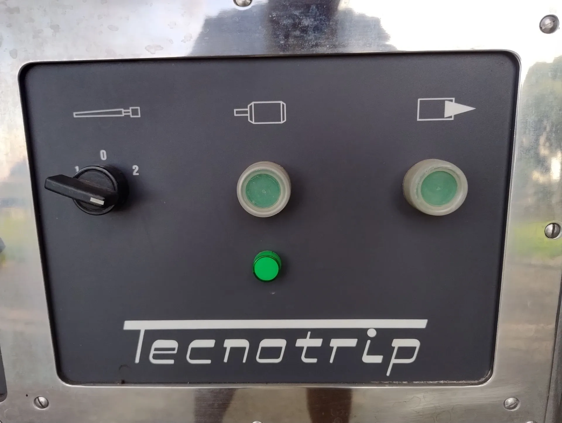 embutideira-continua-tecnotrip-ec3n