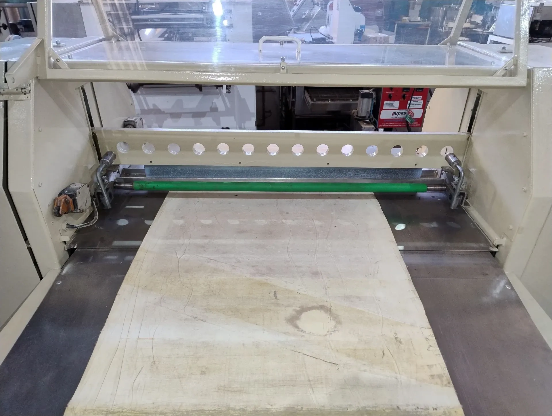 guilhotina-faca-horizontal-automatica-2024