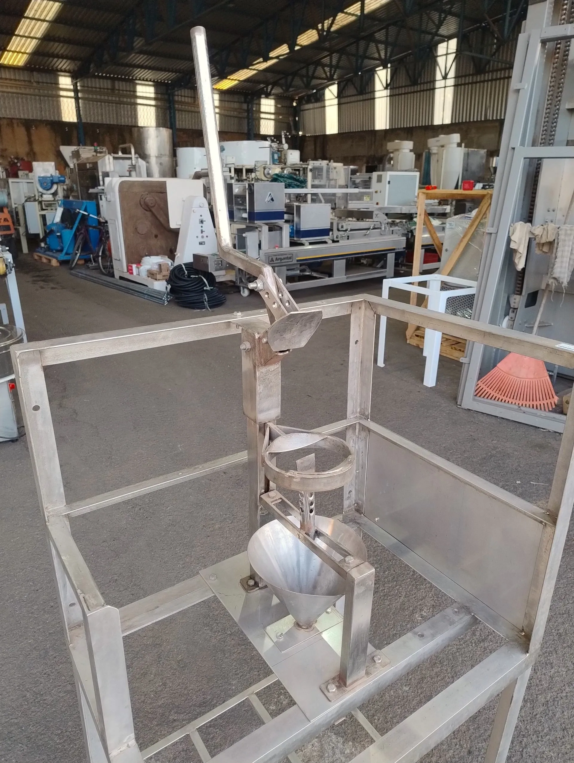 extratora-de-agua-de-coco-marca-coco-facil