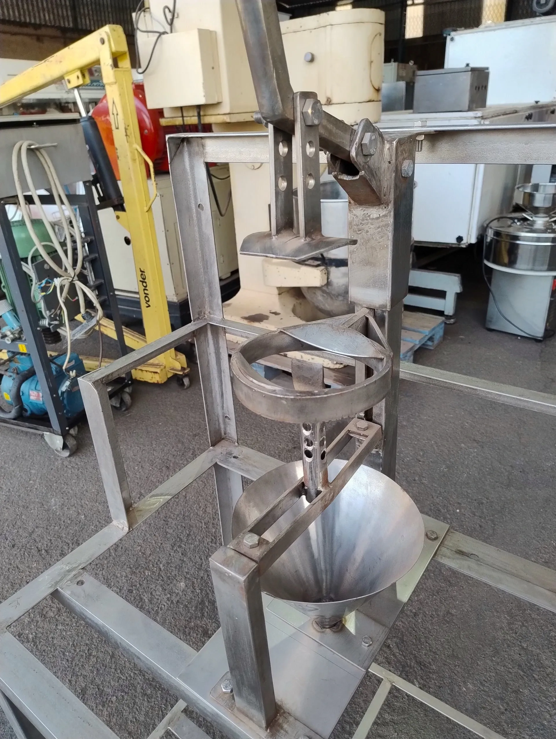 extratora-de-agua-de-coco-marca-coco-facil