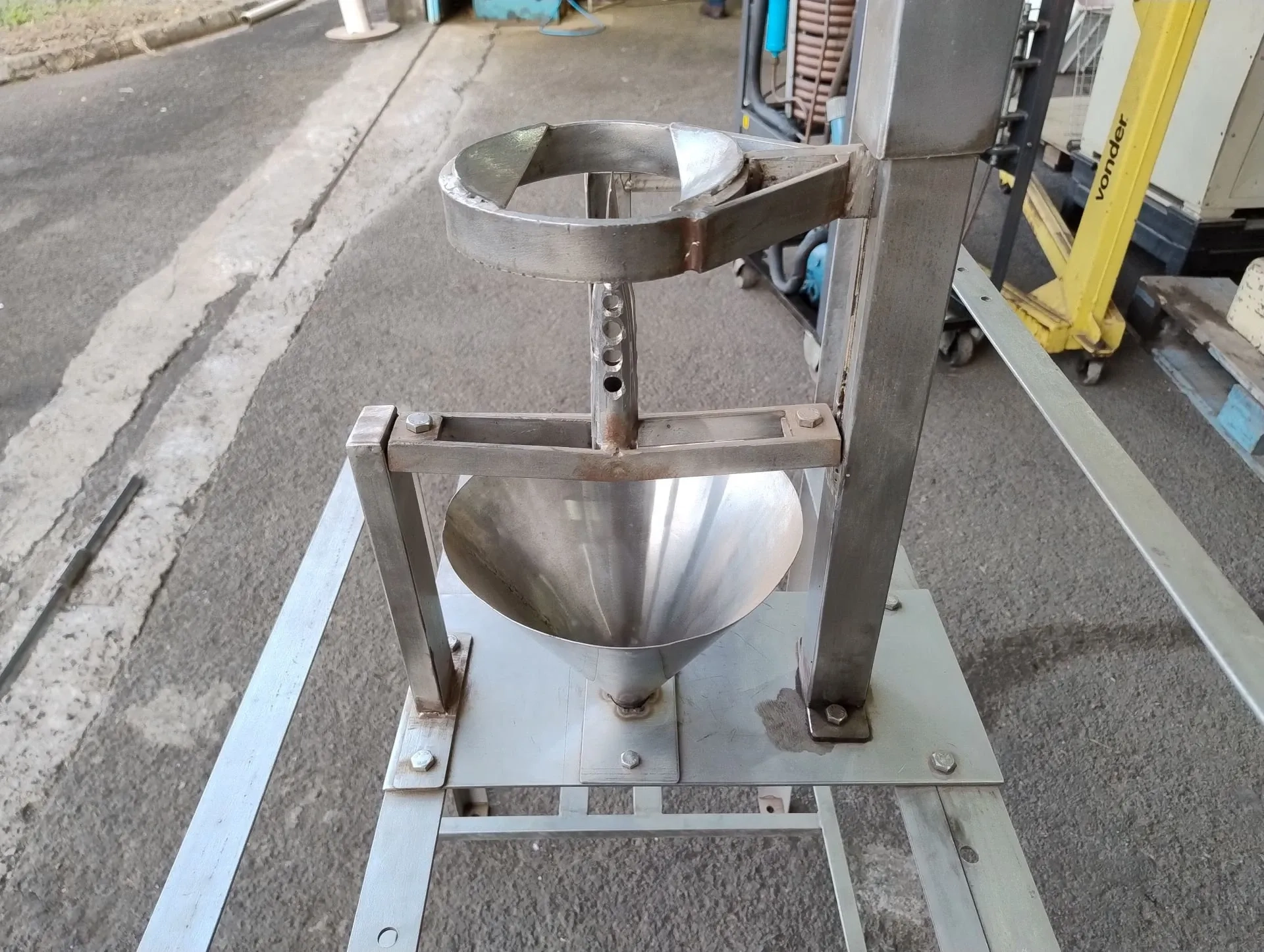 extratora-de-agua-de-coco-marca-coco-facil