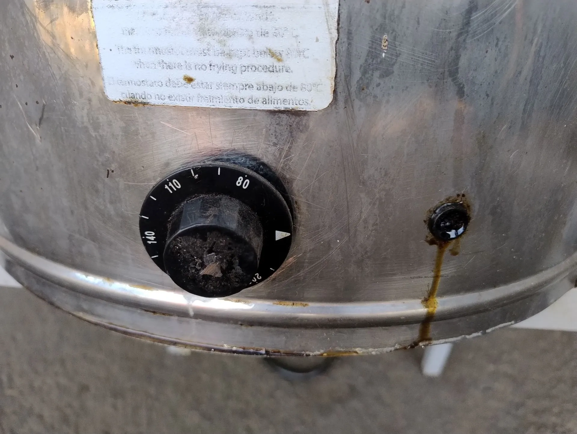 fritadeira-industrial-eletrica-agua-e-oleo-redonda